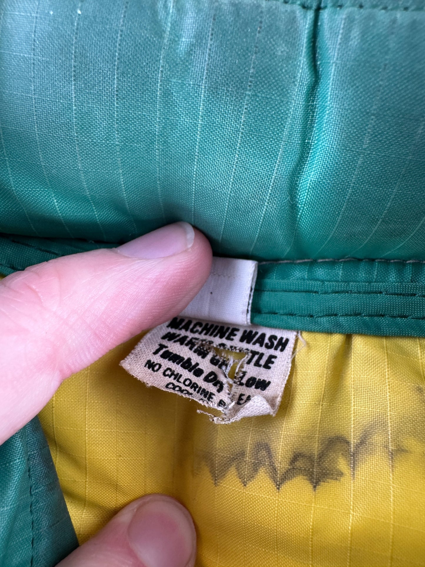 Tag on Vintage Reversible Green Puffer Vest SZ L
