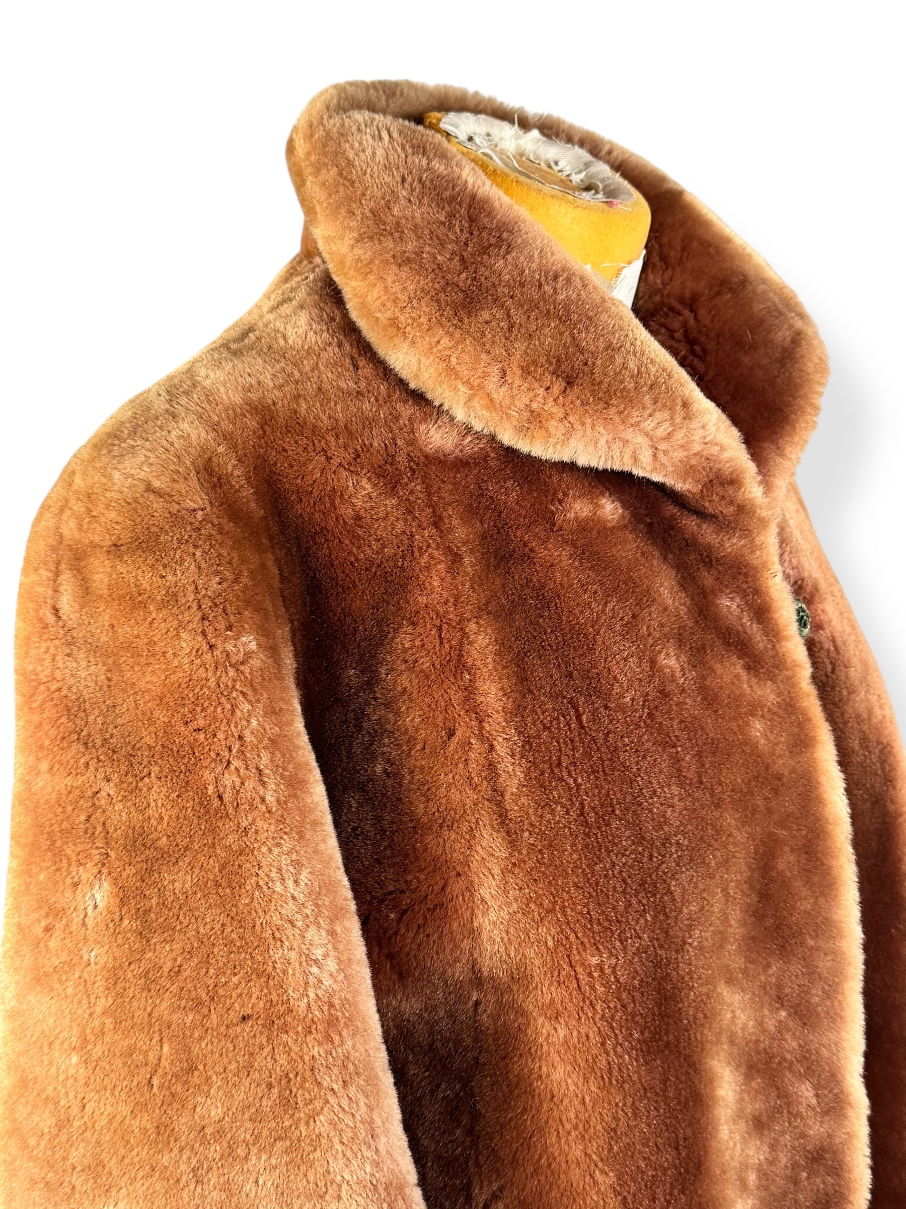 Side of 1940s Hazel Bergedson Mouton Fur Coat L