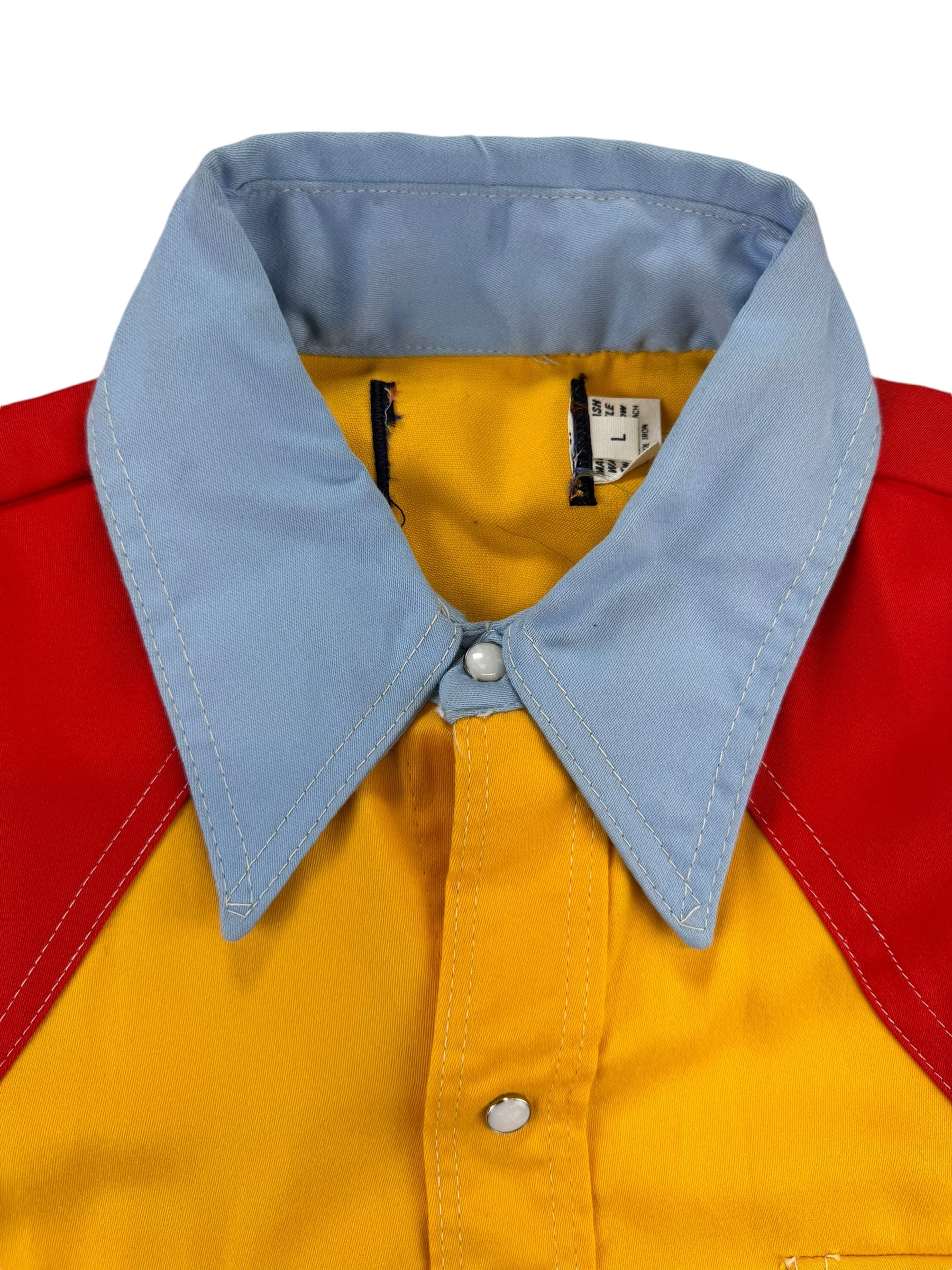 front collar view of 1980s Colorblock Western Pearl Snap L