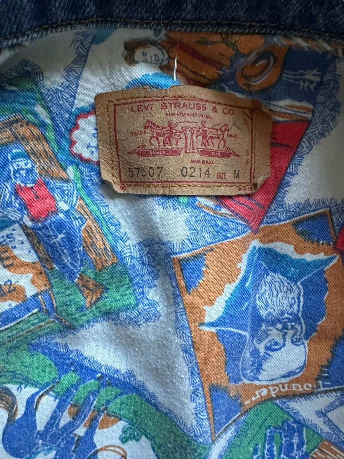 Size Label on Vintage Lined Levis Denim Jacket SZ M | Vintage Denim Seattle