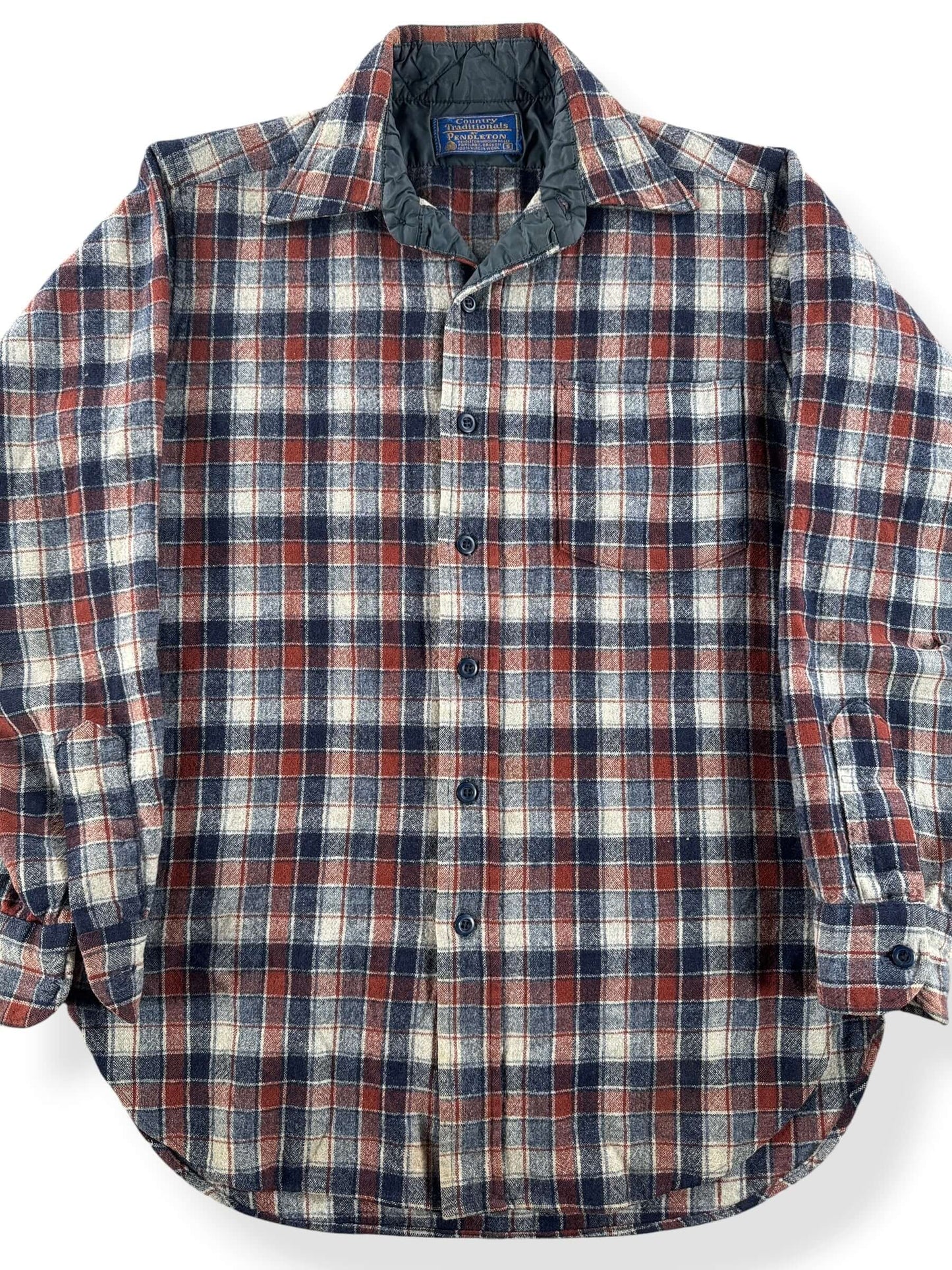 Front Close Up of Vintage Pendleton Country Traditionals Flannel SZ S- AS IS