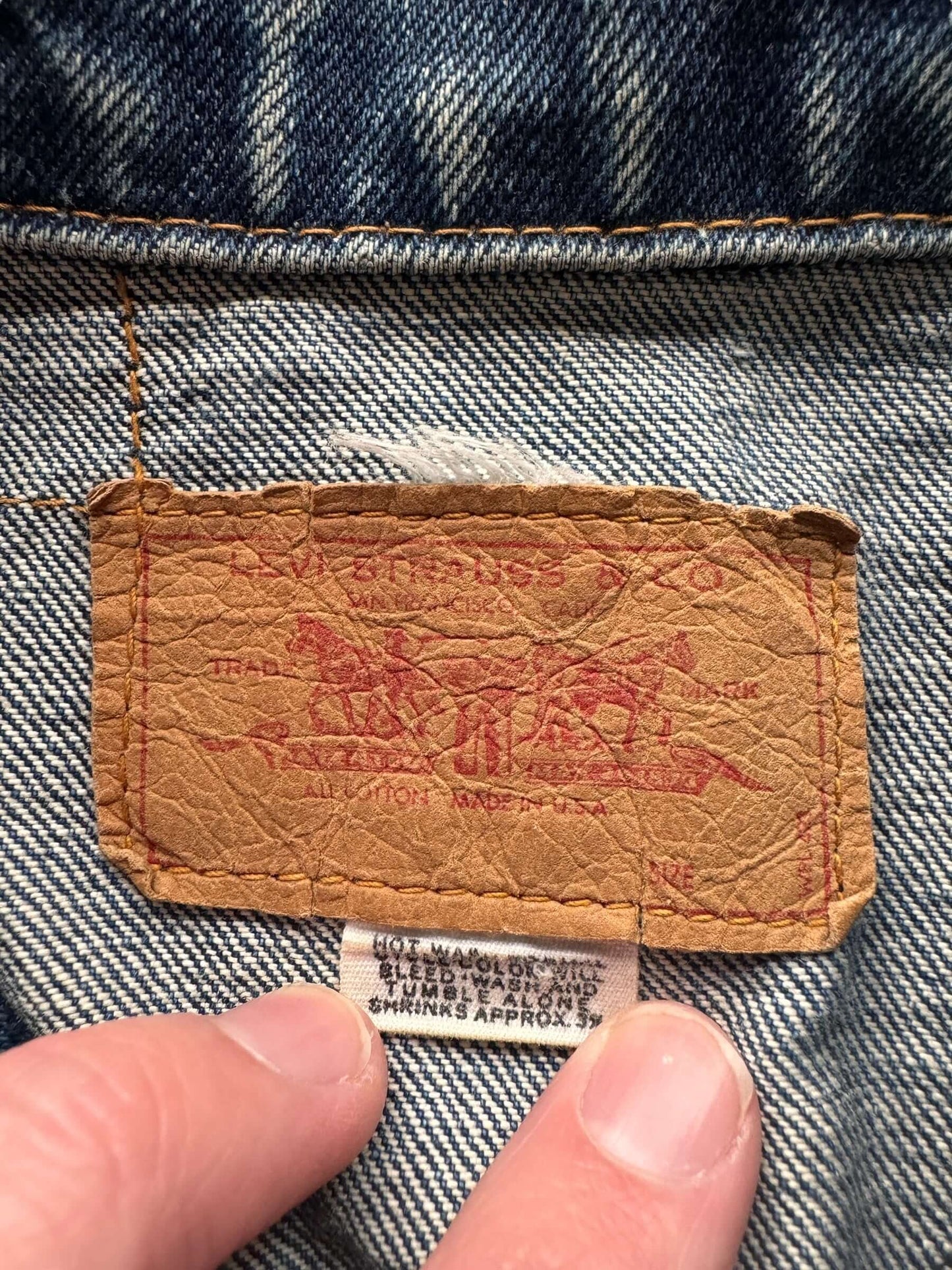 Tag on Vintage Late 60s-Early 70s Big E Levis 70505 Denim Jacket SZ 44