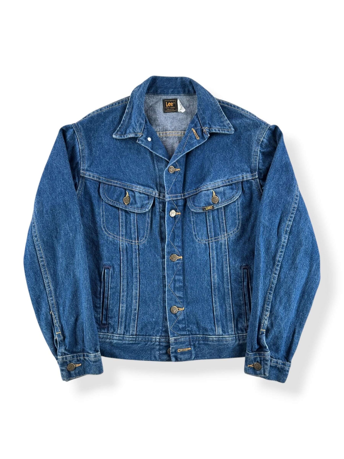 Front Close Up of Vintage 80s Era Lee Trucker Jacket SZ S