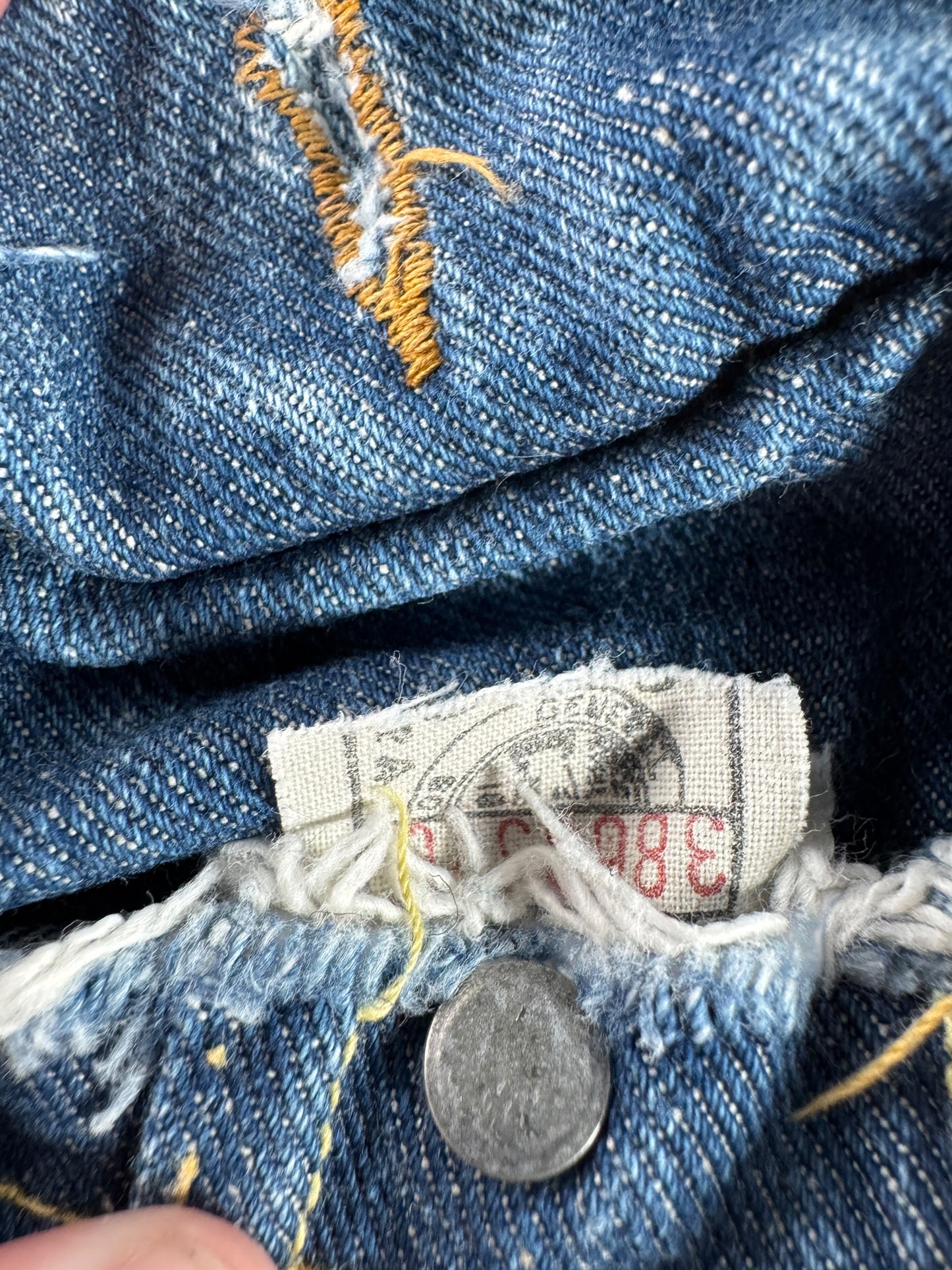 Union Tag on Vintage Thrashed 70s Lee Storm Rider Denim Jacket SZ L