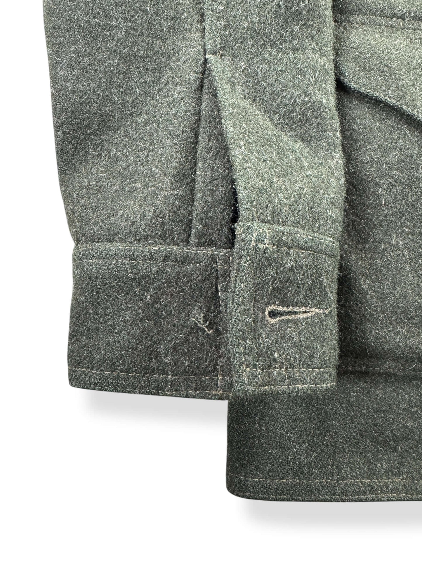 Missing Button on Vintage 80s Era Filson Forest Green Mackinaw Cruiser Jacket SZ 38