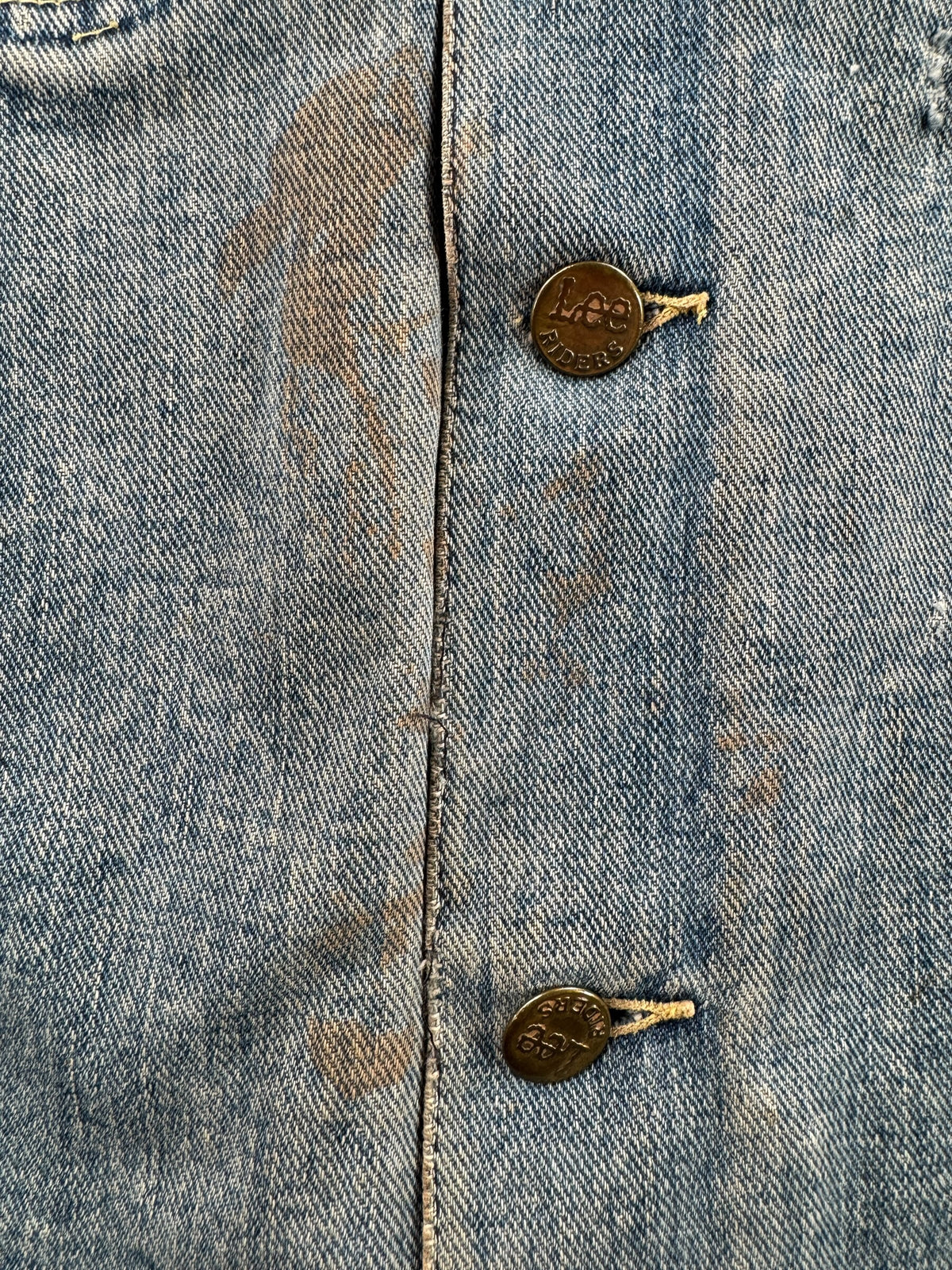 Buttons on Vintage 1960s Distressed Lee Riders Vest SZ M