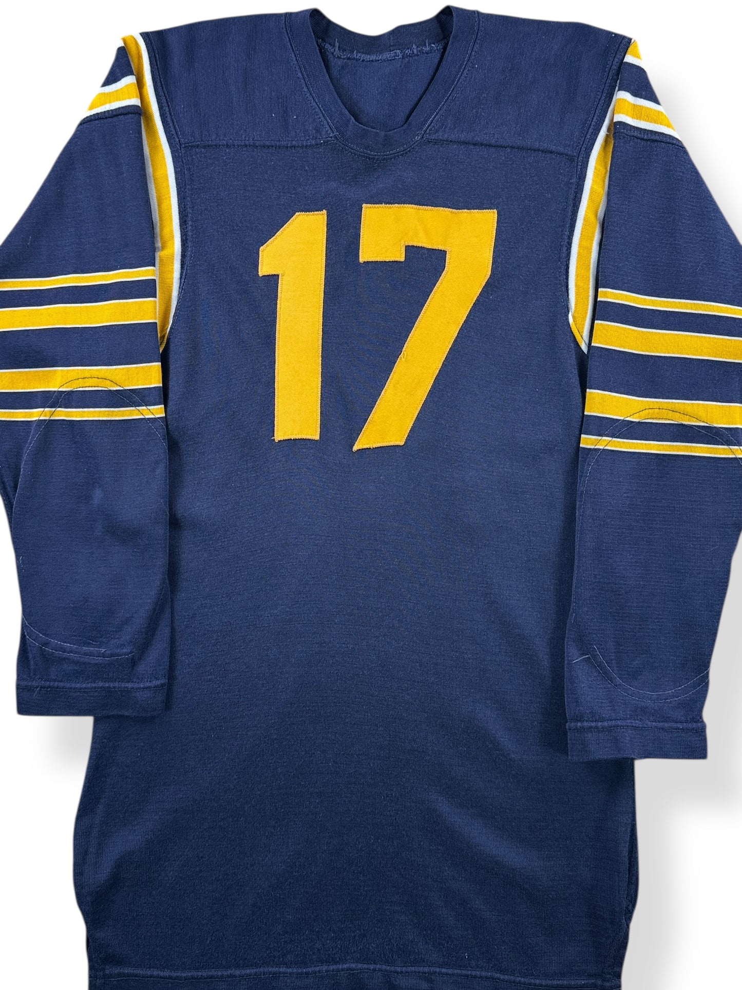 Front Close Up of Vintage Rawlings 17 Jersey SZ 40 (Fits S)