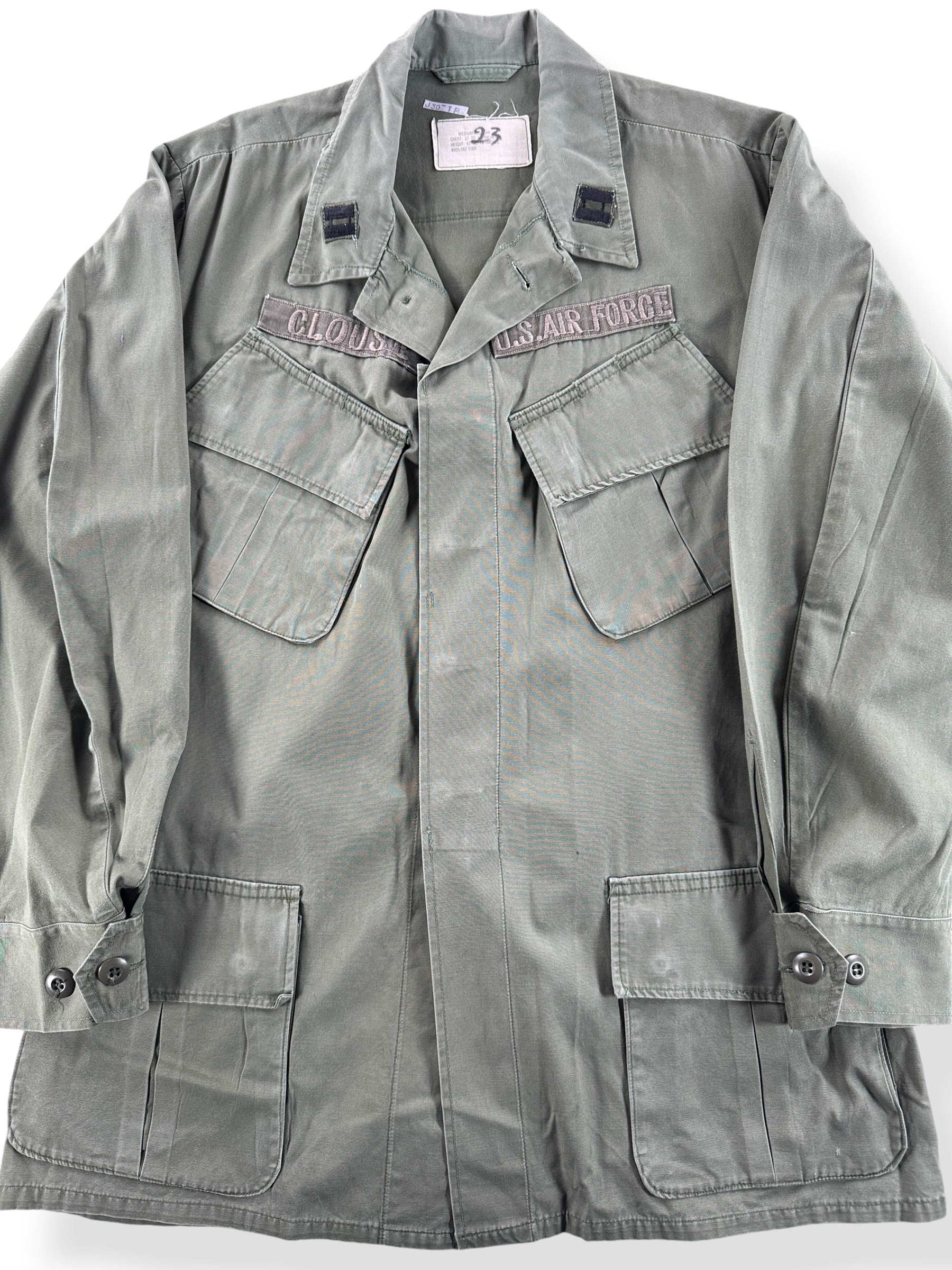 Front Close Up of Vintage Slant Pocket 3rd Pattern Fatigue Top SZ M