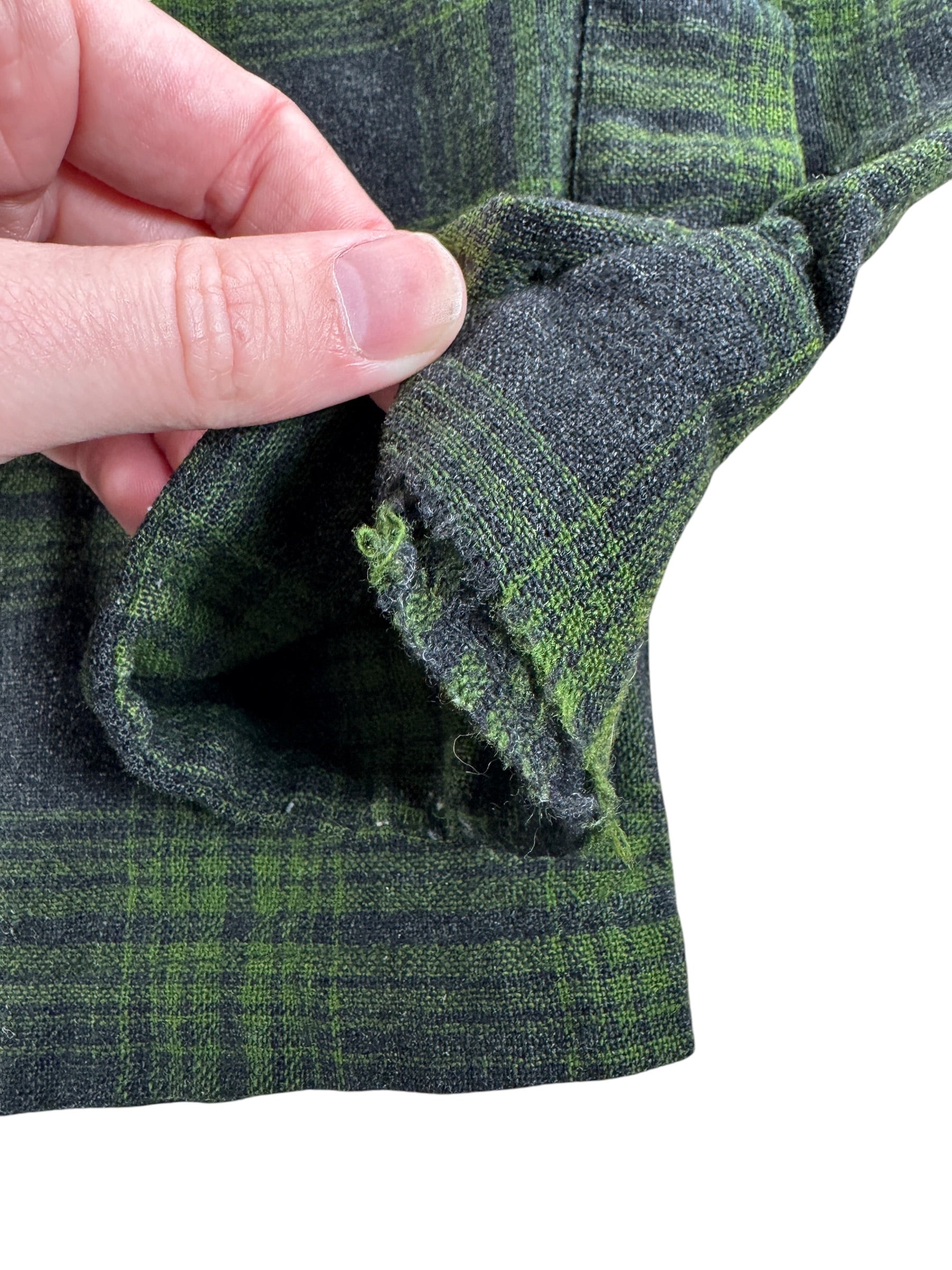 Wear on Vintage Pendleton Green Shadow Plaid Board Shirt SZ M