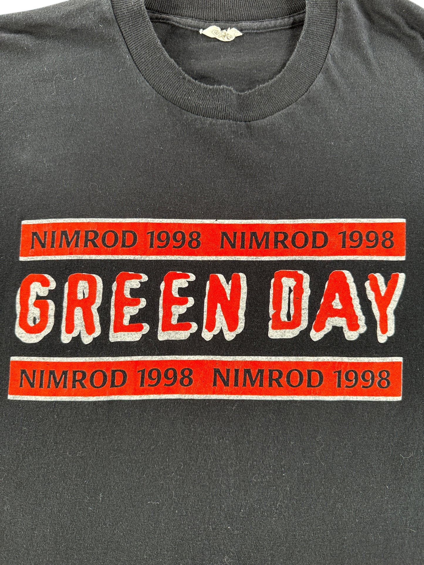 Graphic of Vintage 1998 Green Day Nimrod Tour Tee SZ XL (Fits L)