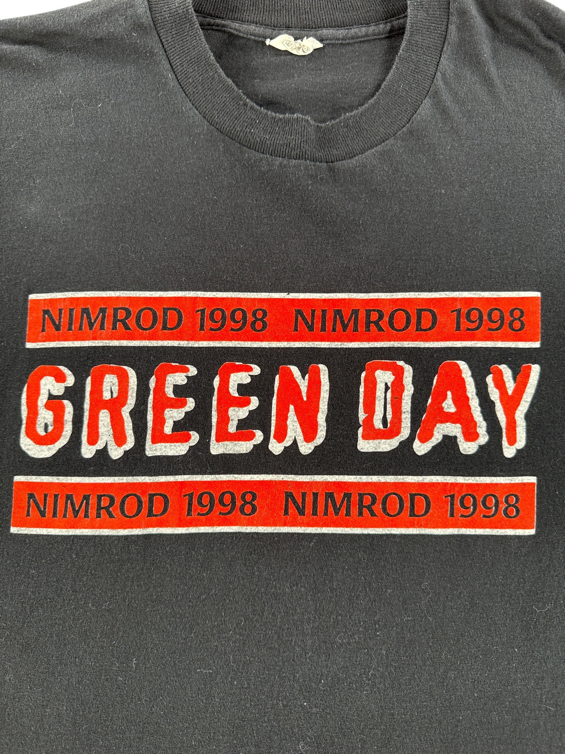 Graphic of Vintage 1998 Green Day Nimrod Tour Tee SZ XL (Fits L)