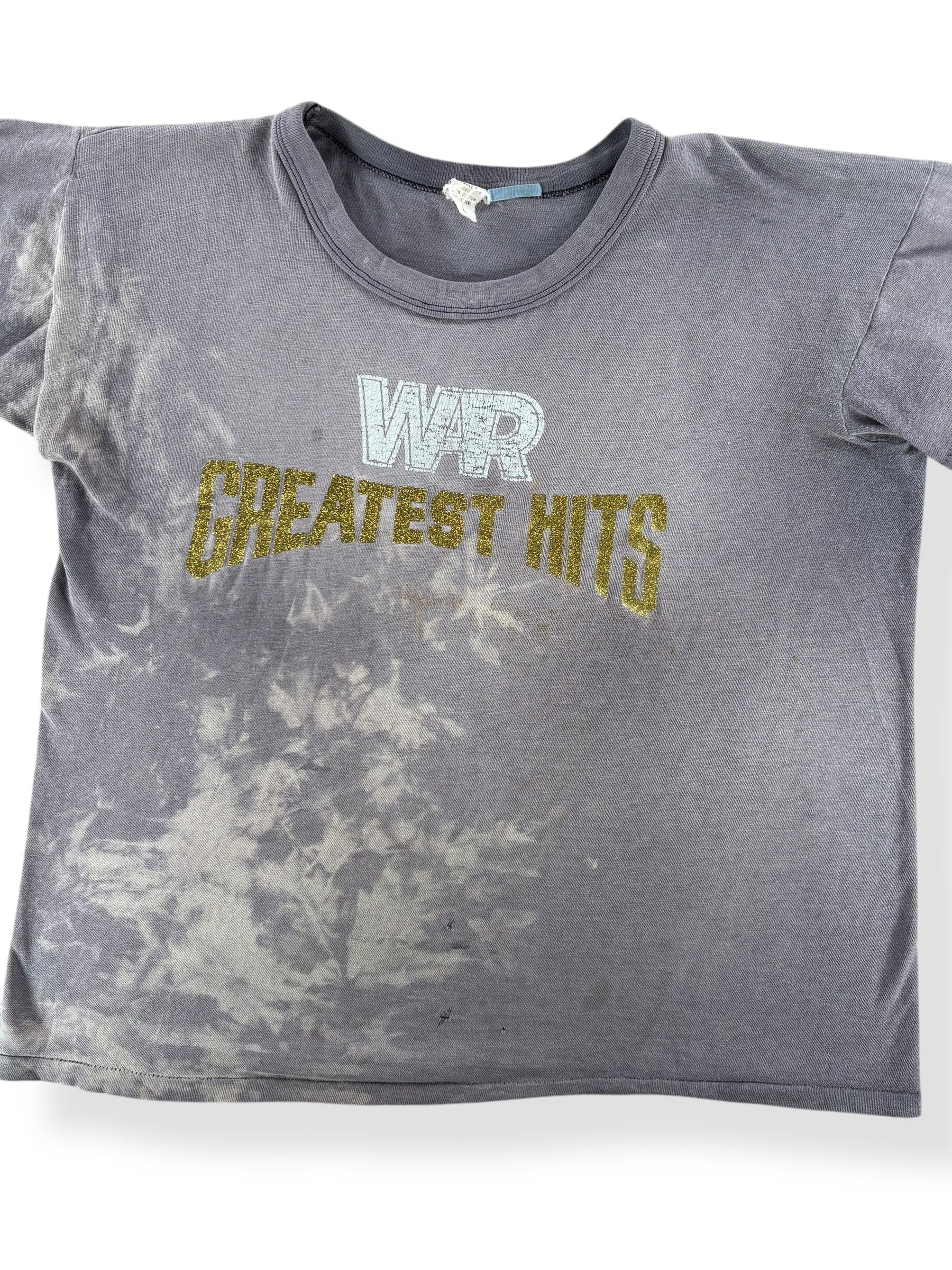Front Close Up of Vintage War Greatest Hits Tie Dye Tee SZ M