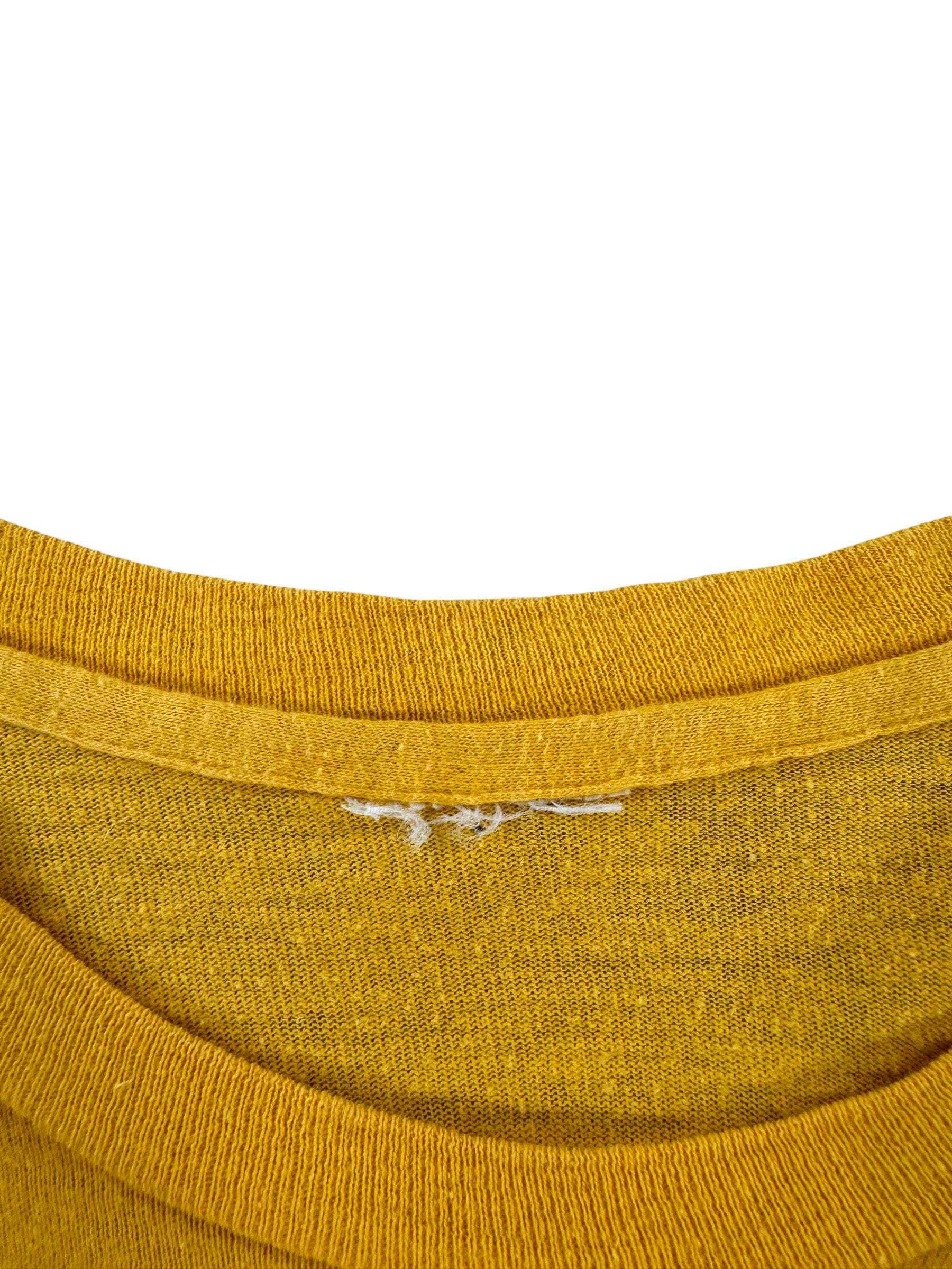 Missing Tag on Vintage Yellow Cask 'n Flagon Saloon Boston Tee SZ L