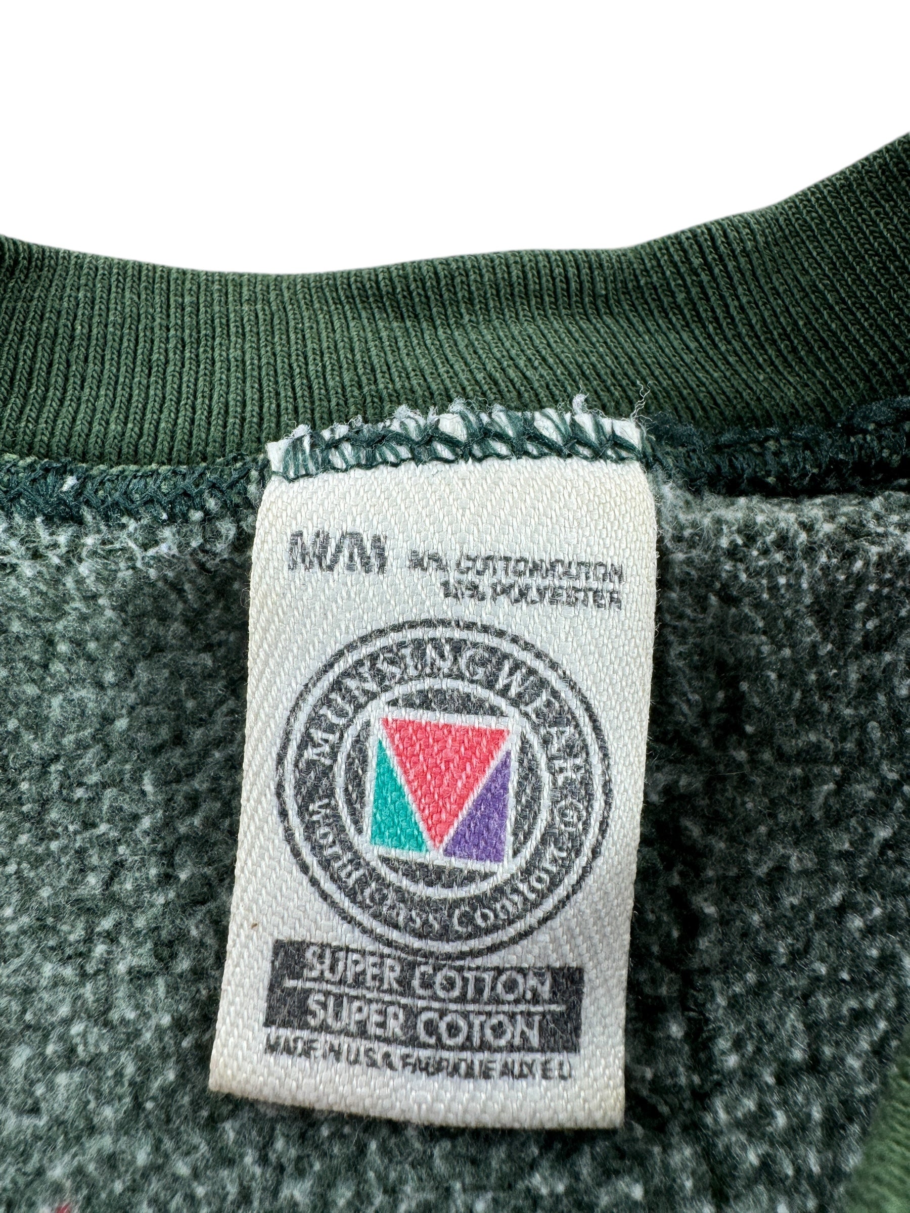 Tag on Vintage Munsingwear Green Reverse Weave Crewneck SZ M