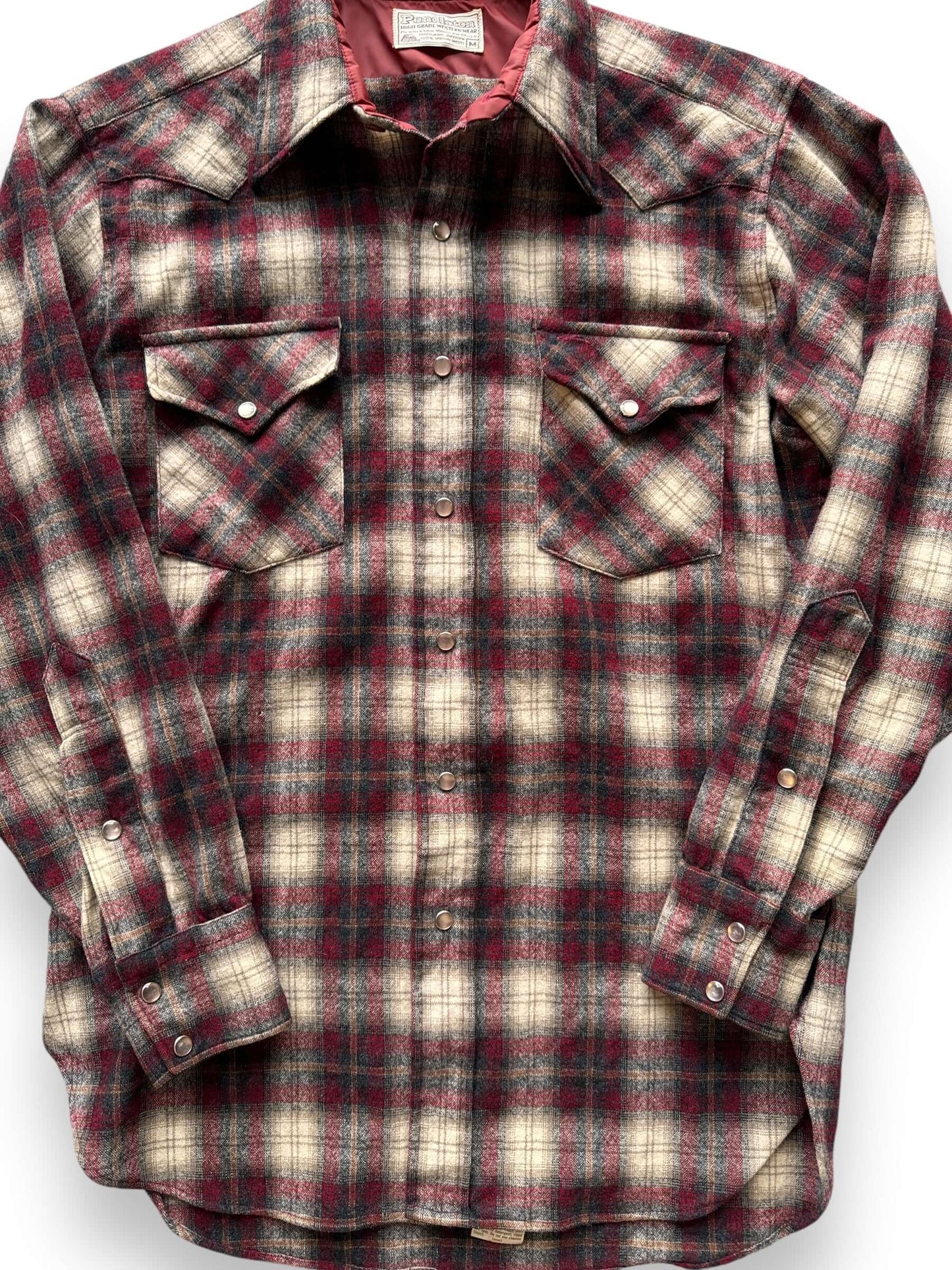 front close up of Vintage Pendleton HGWW Western Flannel SZ M