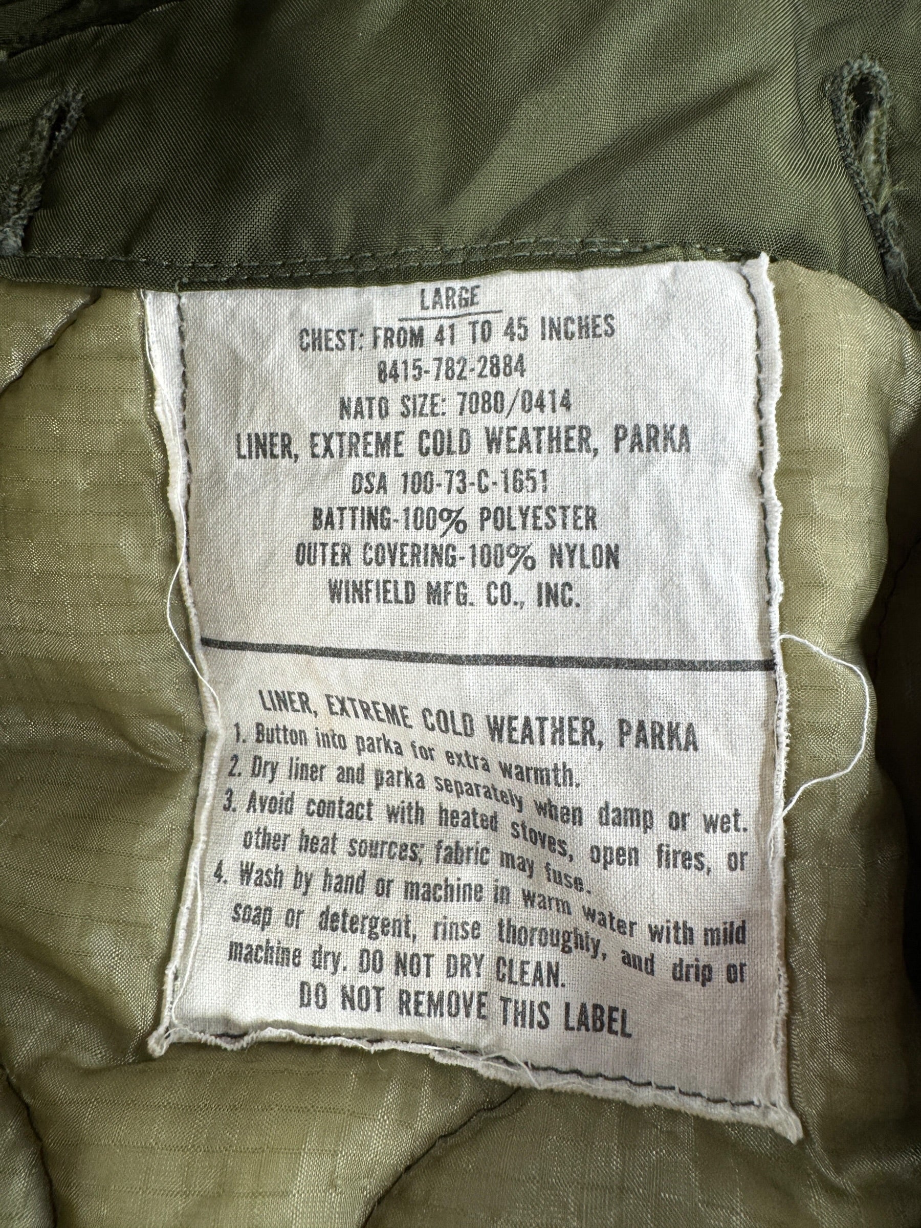 Label on Vintage M-65 Fishtail Parka w/ Liner & Hood SZ L