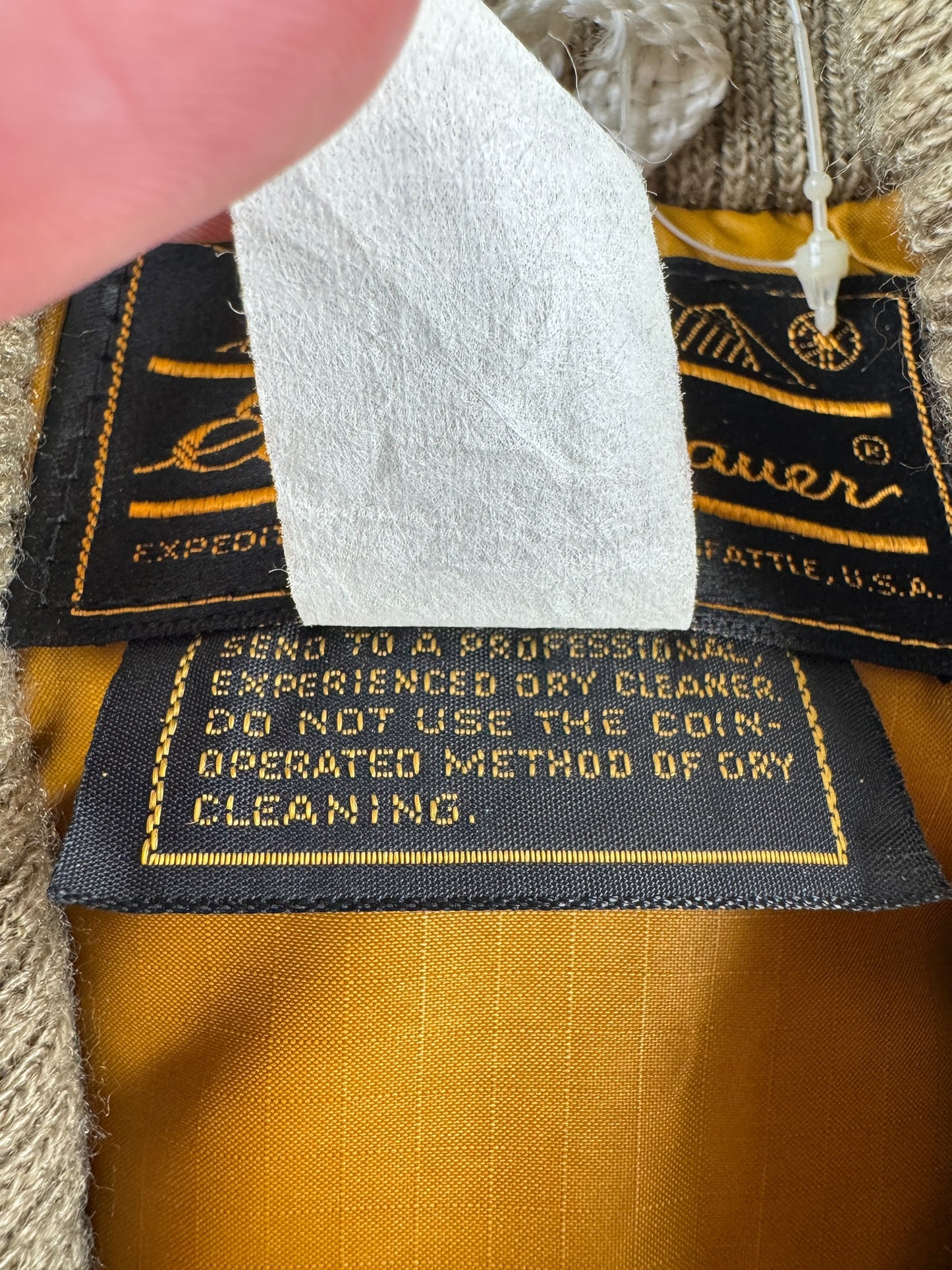 Label on Vintage 70s Eddie Bauer Bomber Jacket SZ L