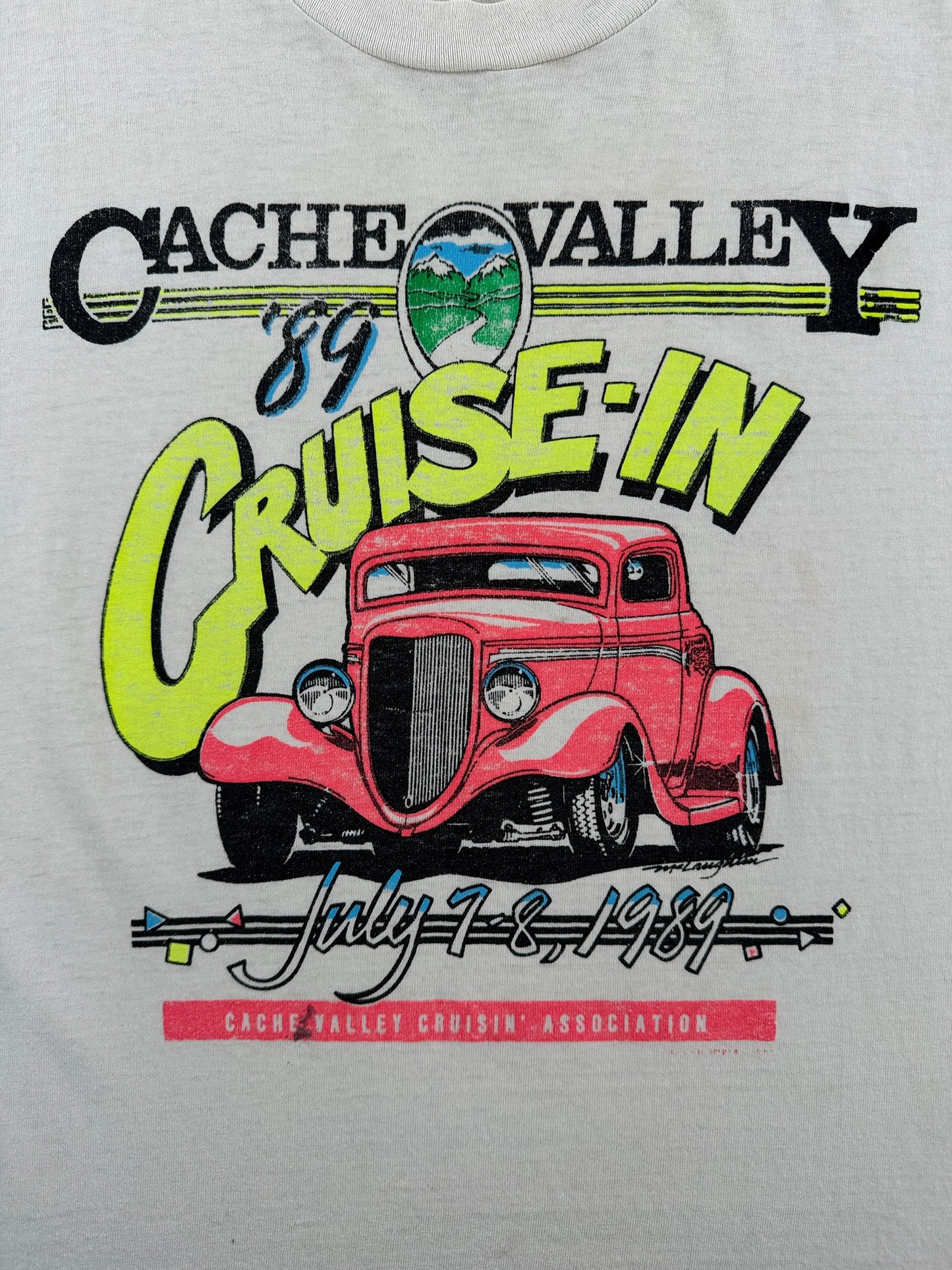 Front Graphic of Vintage Cache Valley Cruise In Car Tee SZ M