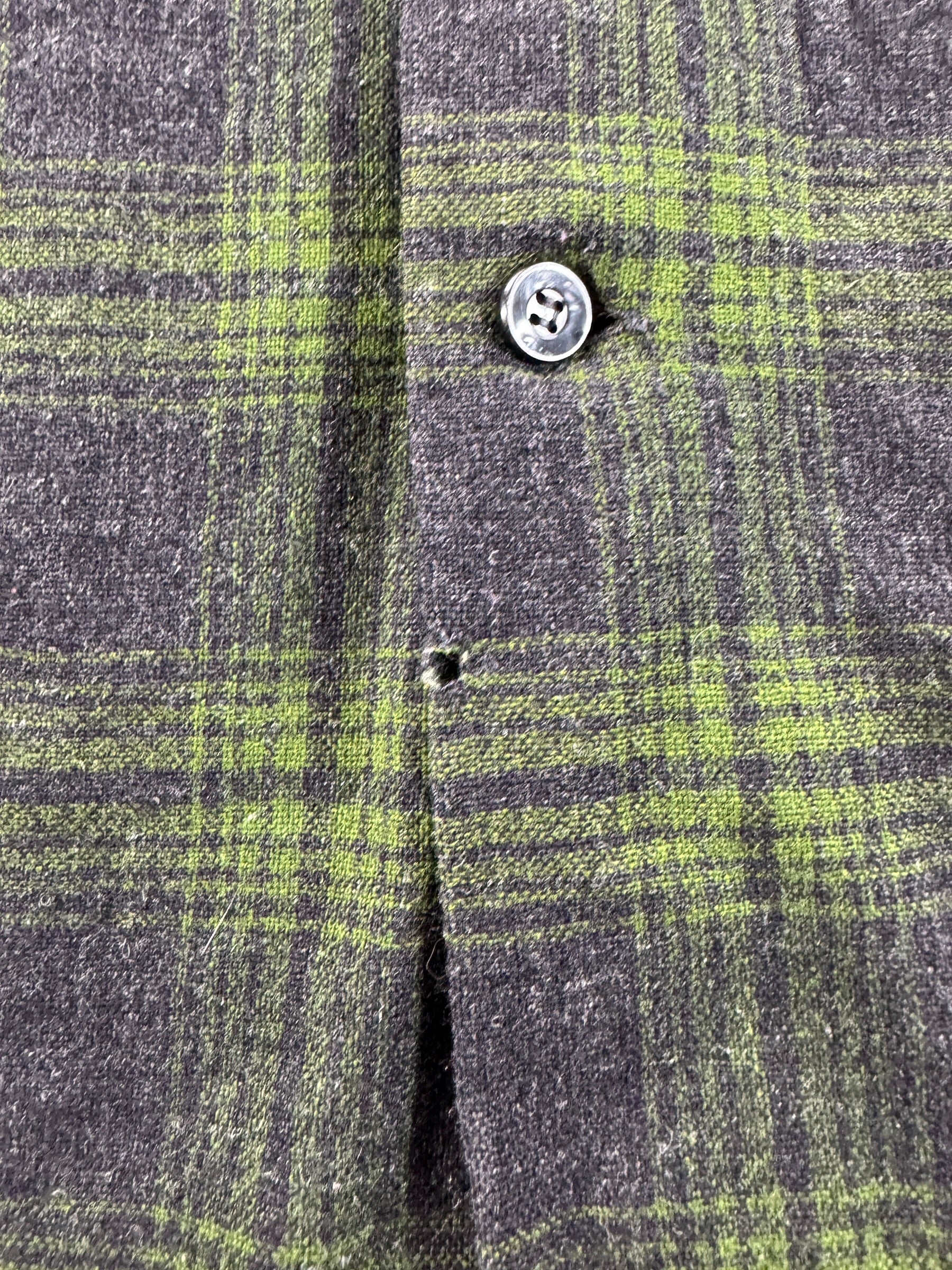 Hole on Vintage Pendleton Green Shadow Plaid Board Shirt SZ M