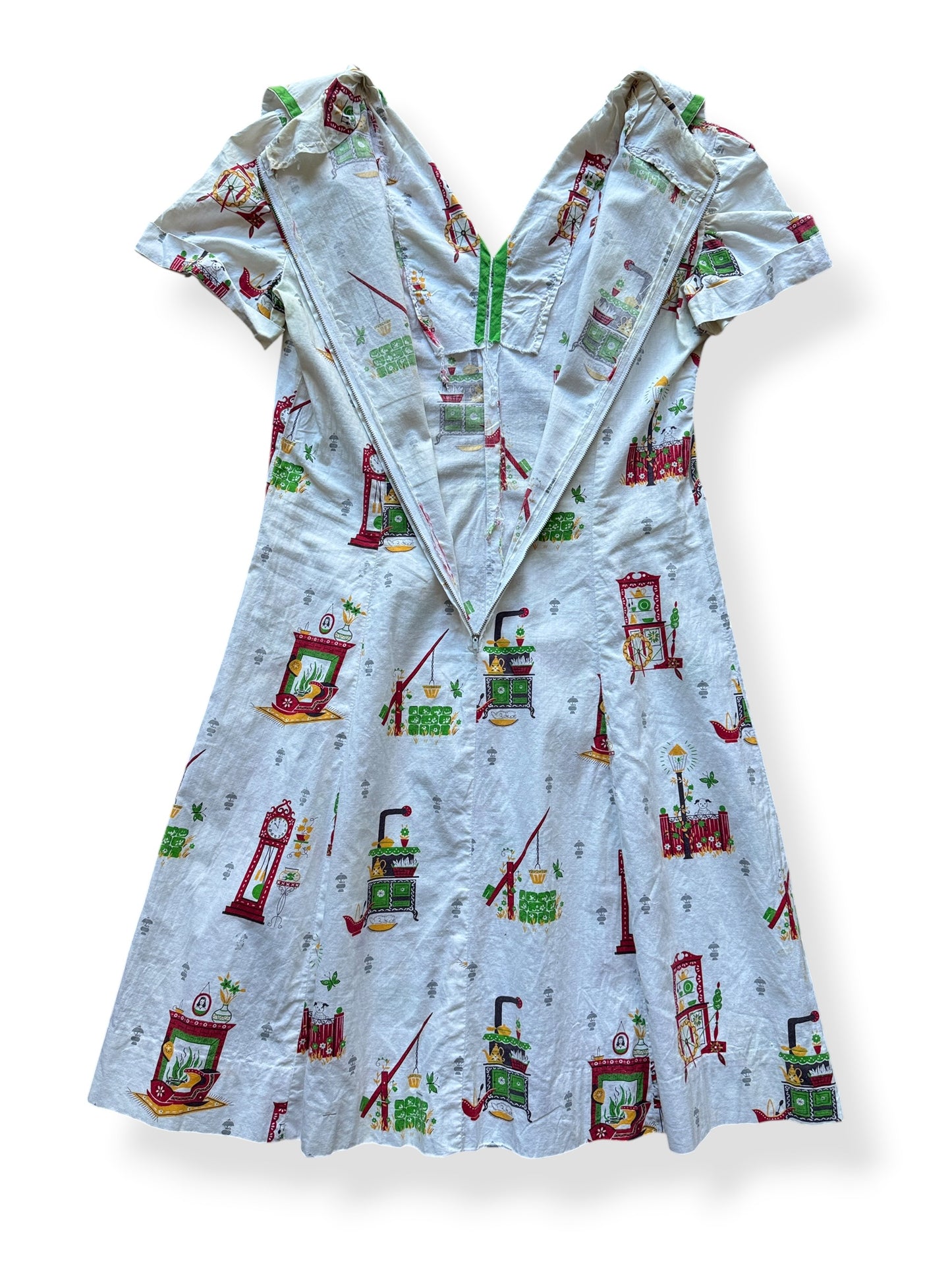 Opening of Vintage Novelty Print Cotton Dress SZ L - AS IS