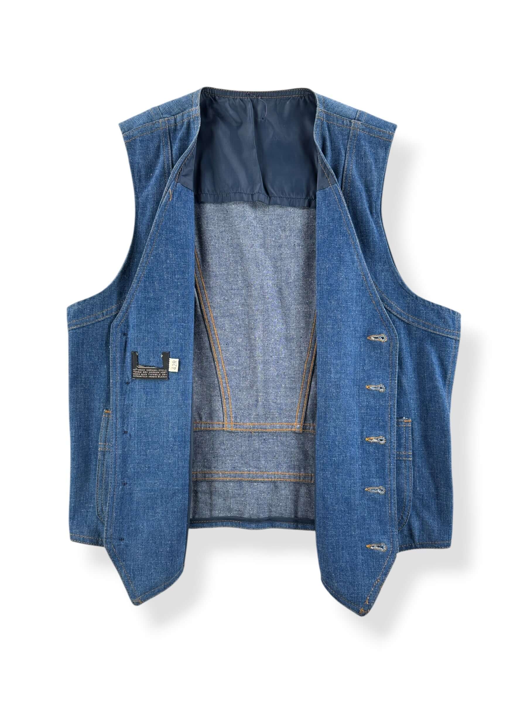 Inside of Vintage Unbranded Denim Vest SZ 42R