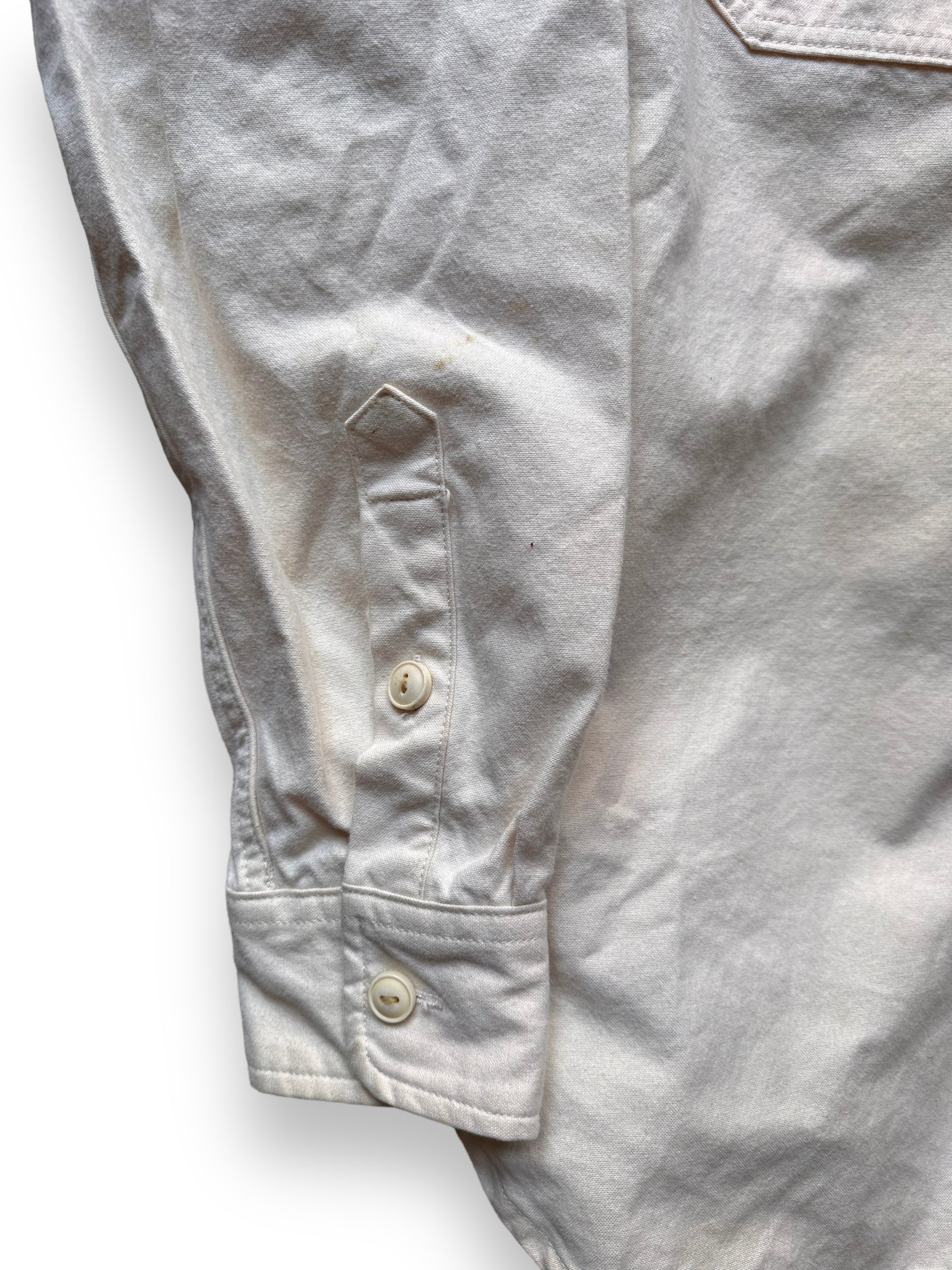 Slight Staining on Right Sleeve View of Filson Yukon Chamois Shirt SZ M |  Barn Owl Vintage Goods | Vintage Filson Workwear Seattle