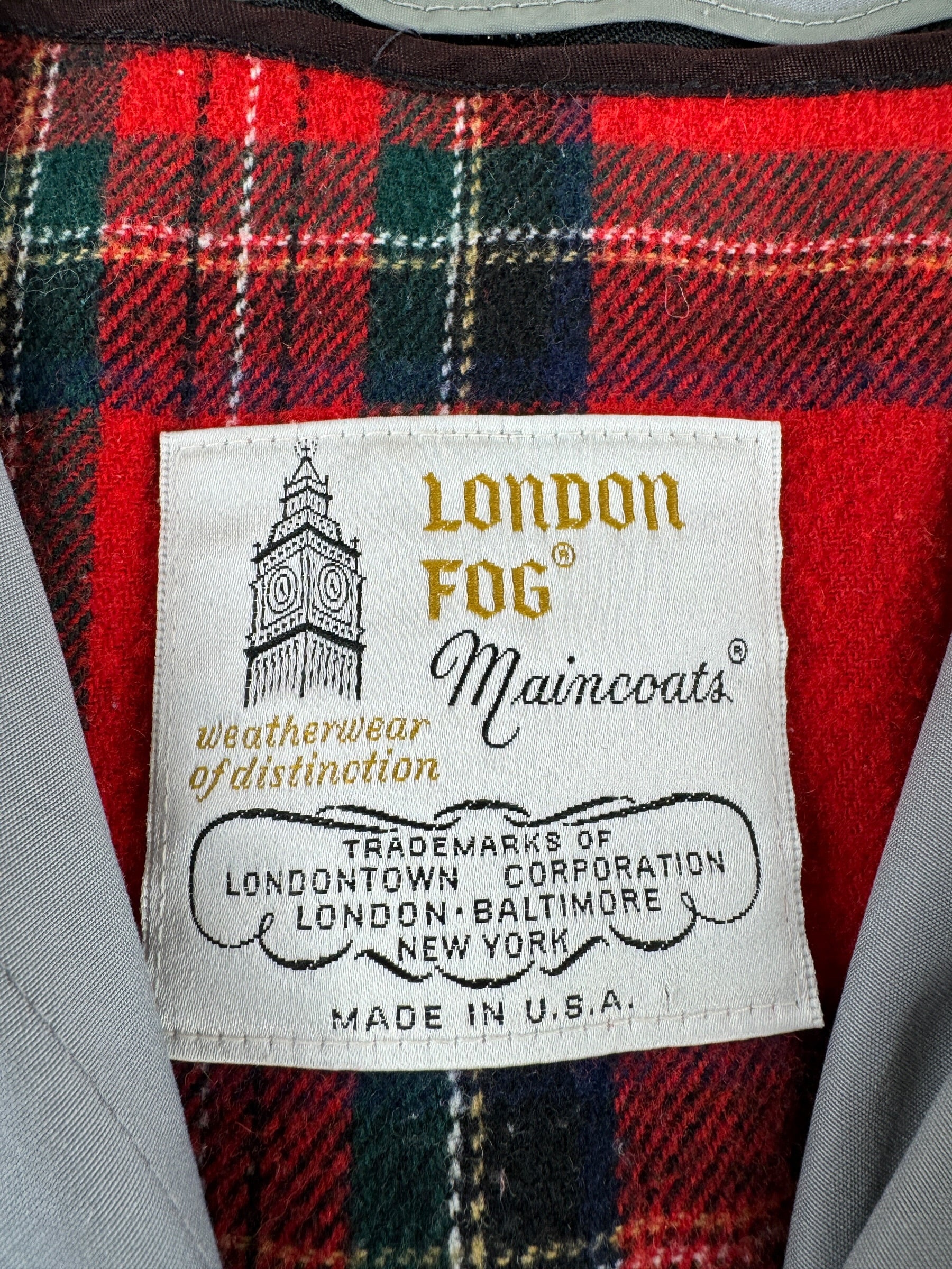 Label on Vintage Grey London Fog Lined Trench Coat SZ M
