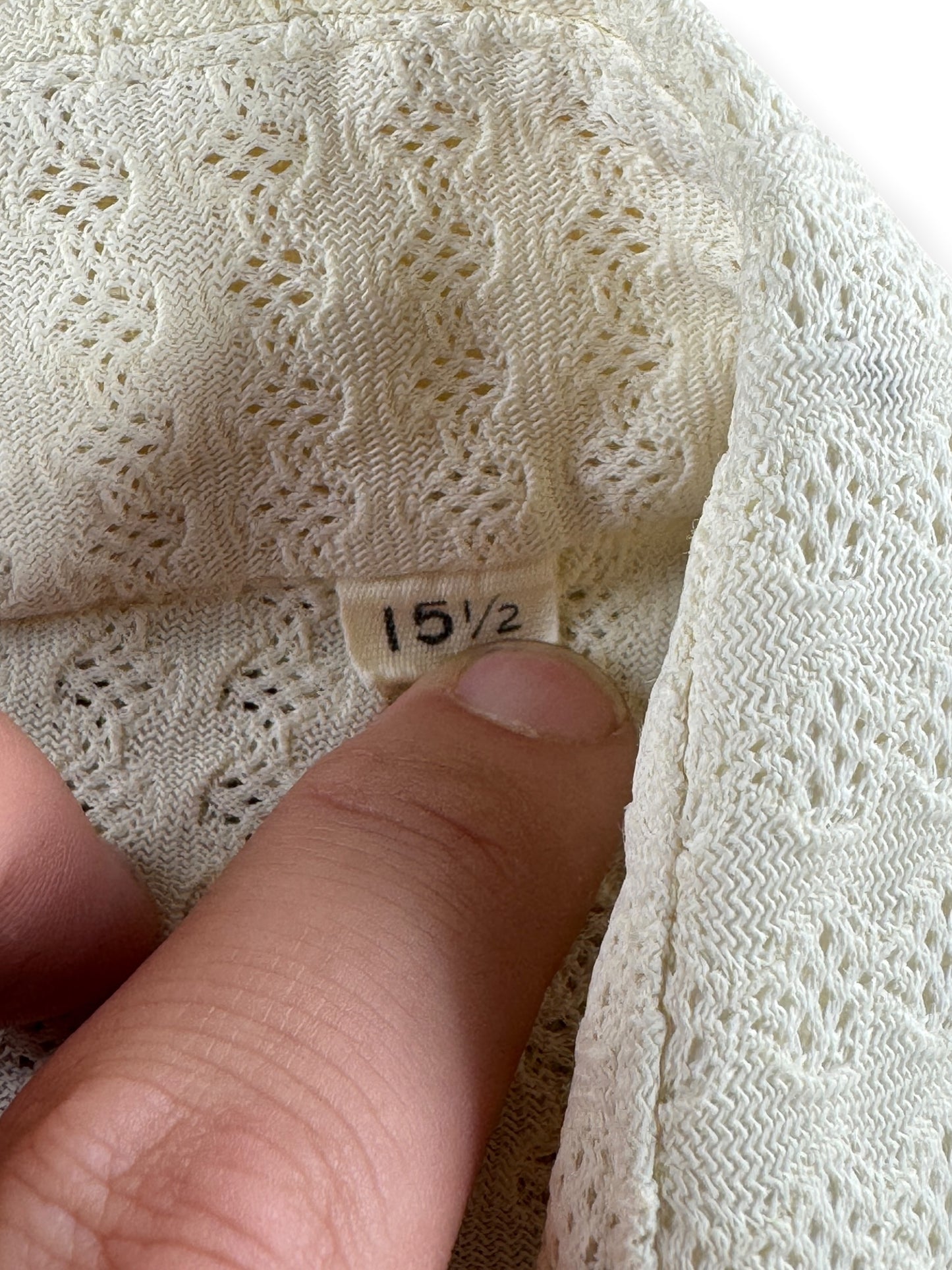 Size tag on Vintage White Knit Shirt SZ 15 1/2