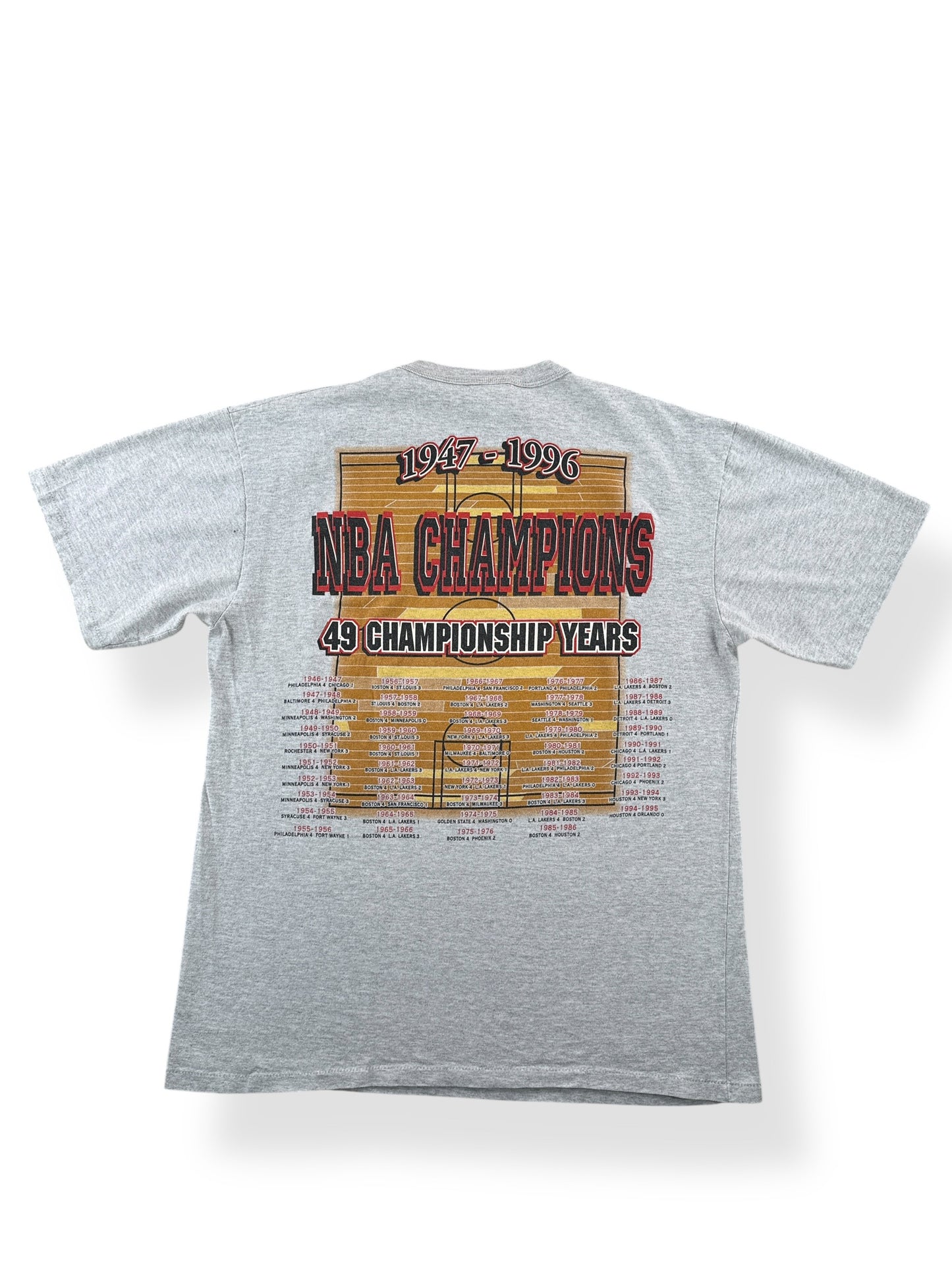 Back of Vintage 1996 NBA Champions Tee SZ L