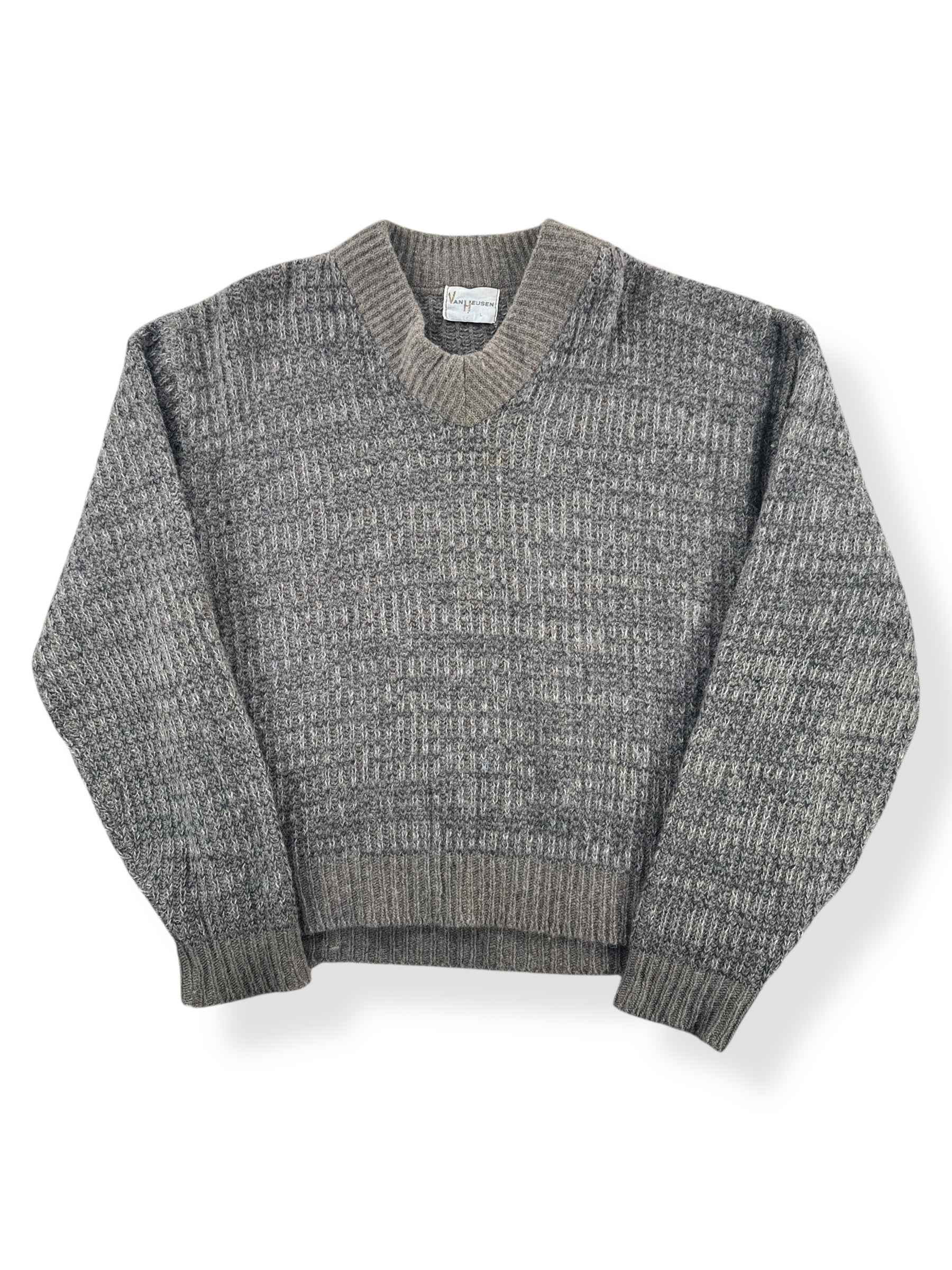Front of Vintage 1960s Van Heusen Sweater SZ L