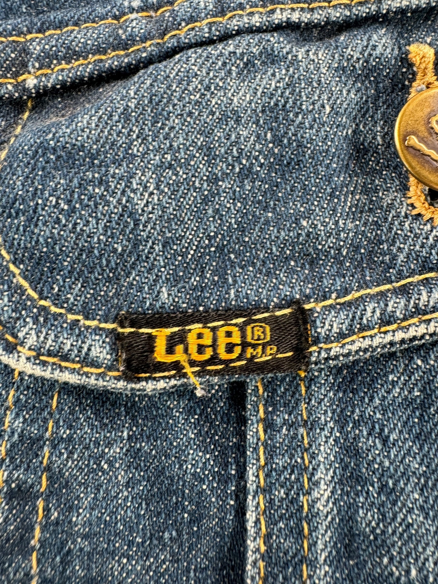 Pocket Label on Vintage Dark Lee Sanforized Denim Jacket SZ M