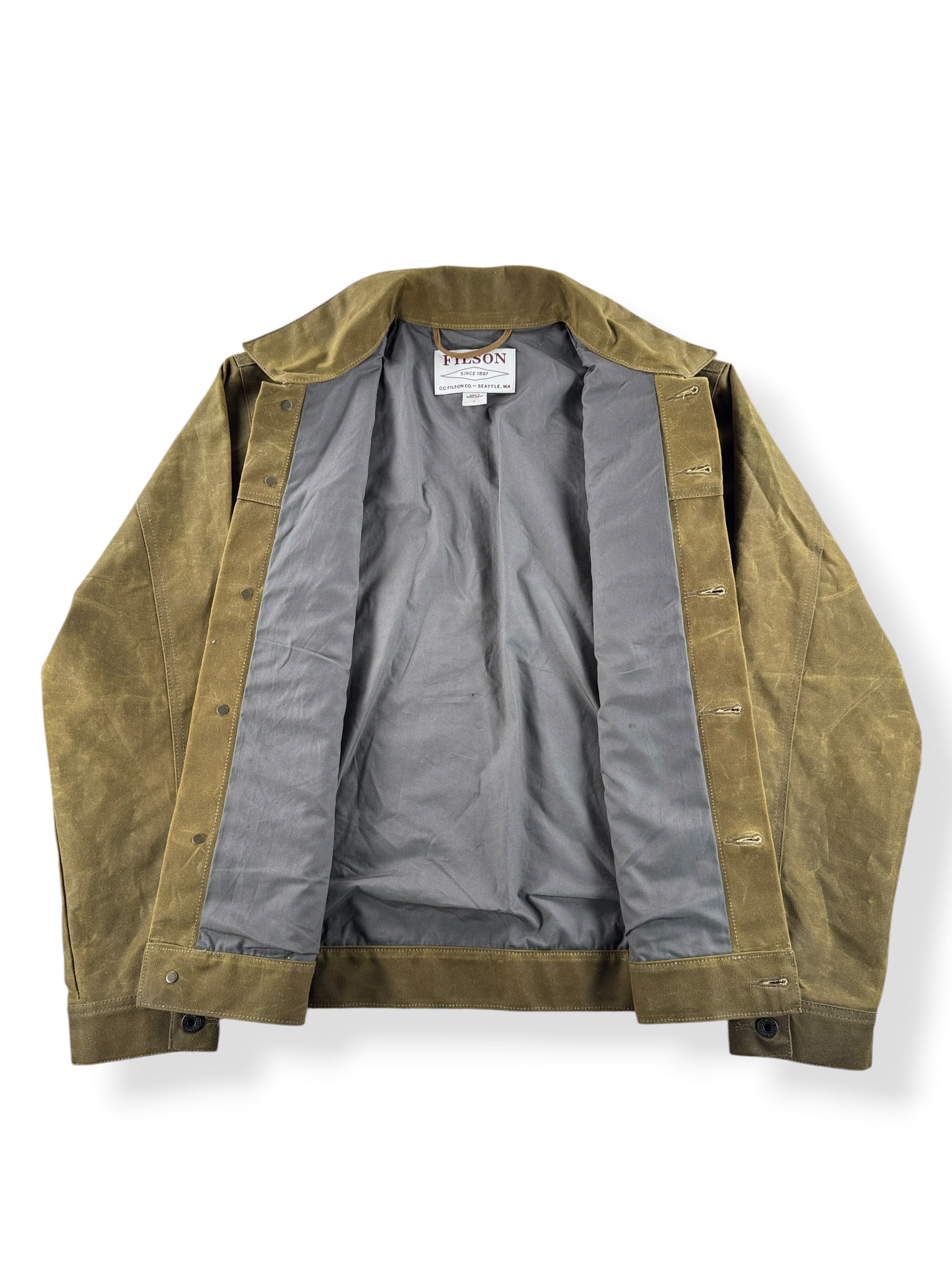 Inside of Filson Short Lined Cruiser SZ L