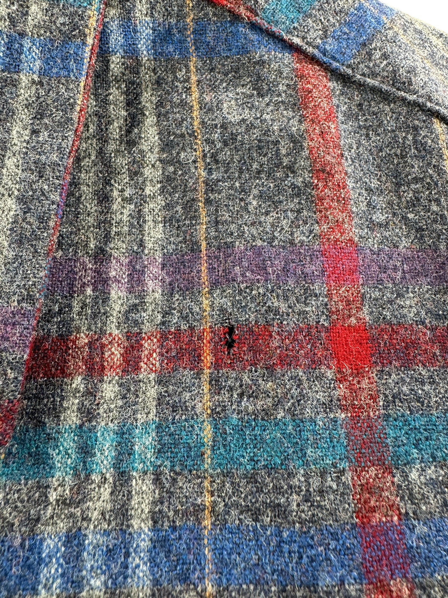 Hole on Vintage Pendleton Grey & Purple Board Shirt SZ XXXL