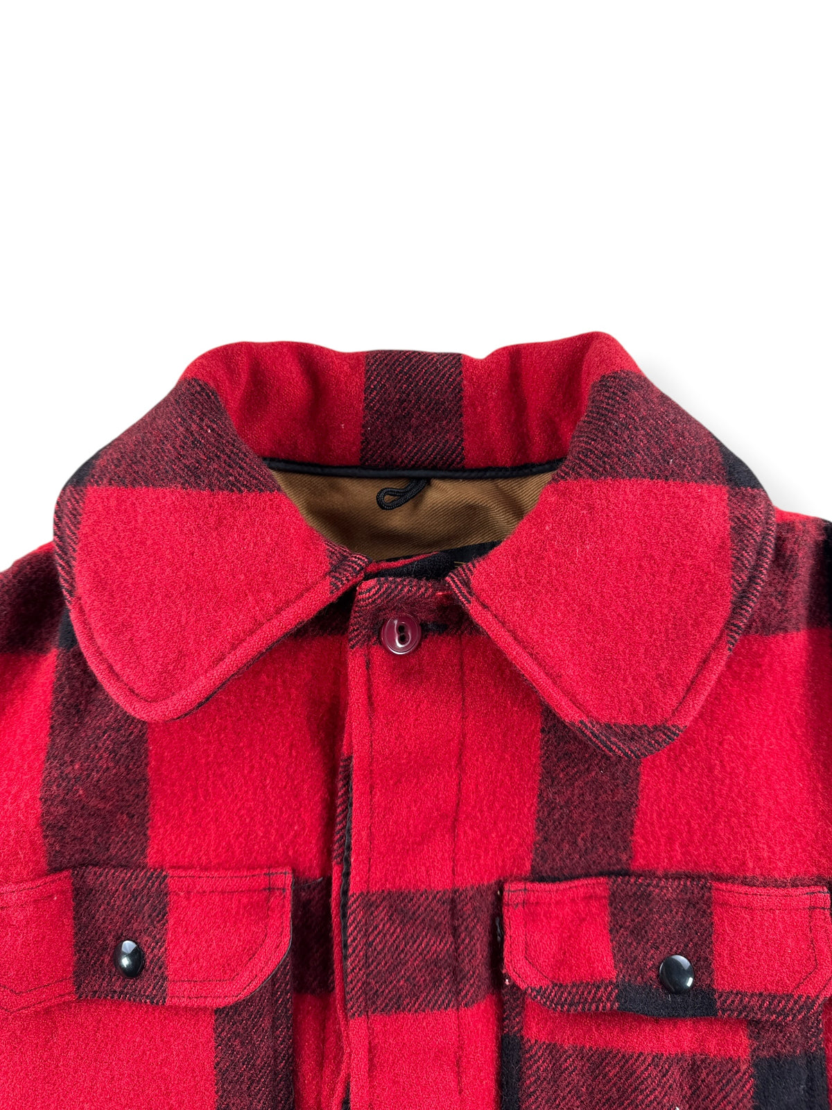Collar on Vintage Woolrich Buffalo Plaid Wool Jacket SZ M