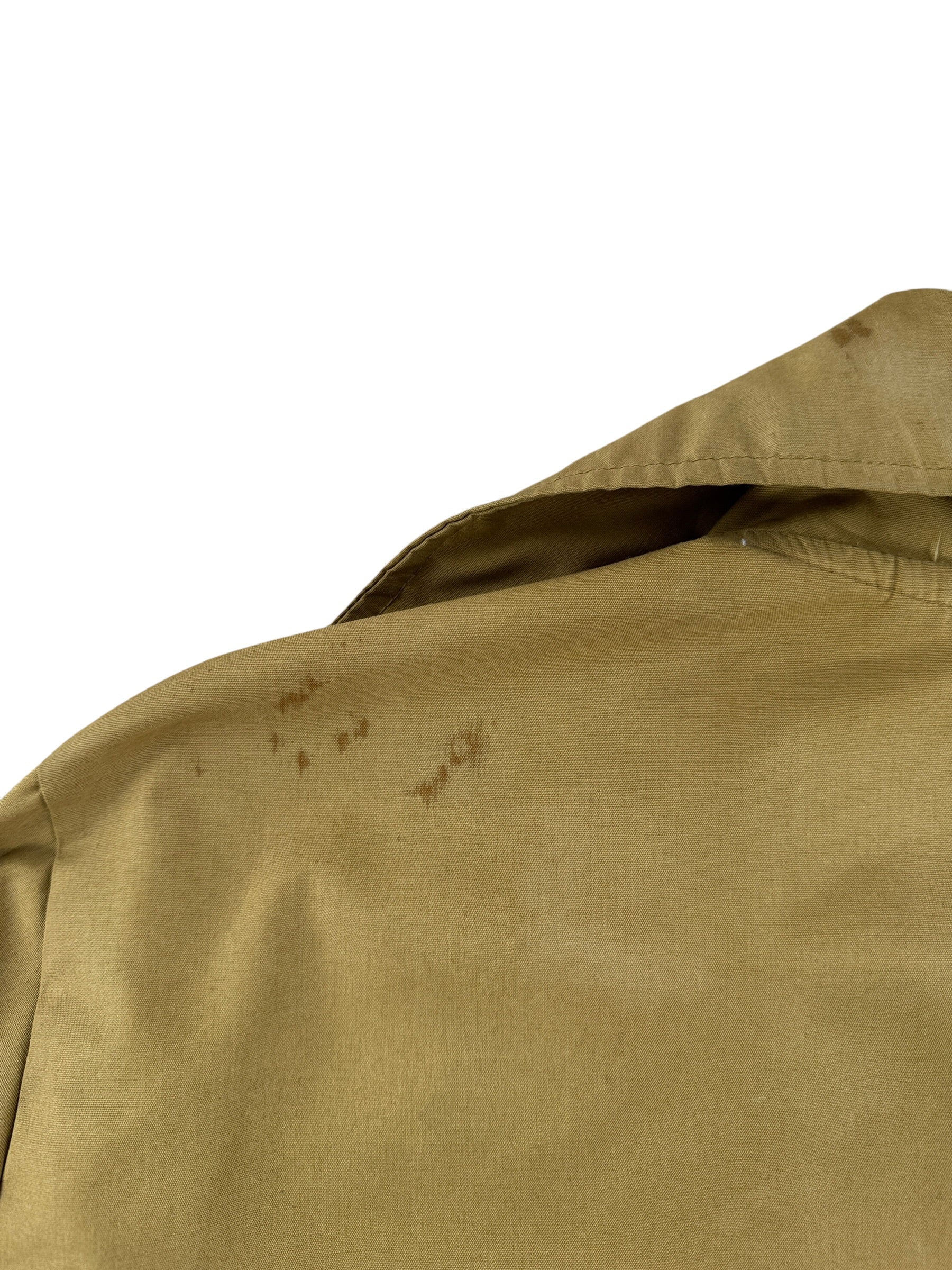 Back Staining on Vintage Columbia Sportswear Fishing Jacket SZ XL