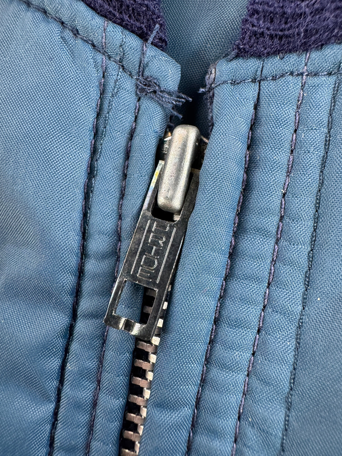 Zipper on Vintage Quilted Navy Blue Vest SZ M