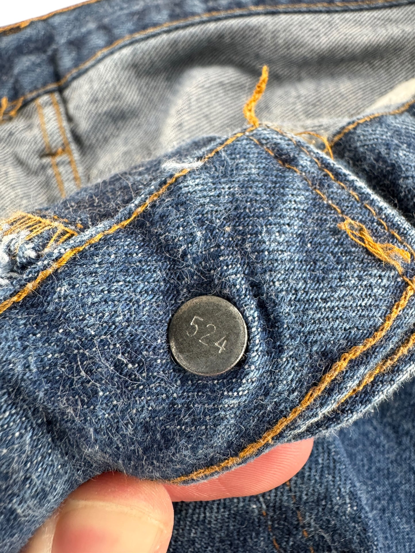 Button Stamp on Vintage Dark Double Stitch Levis 501 Redline Jeans W40 - AS IS