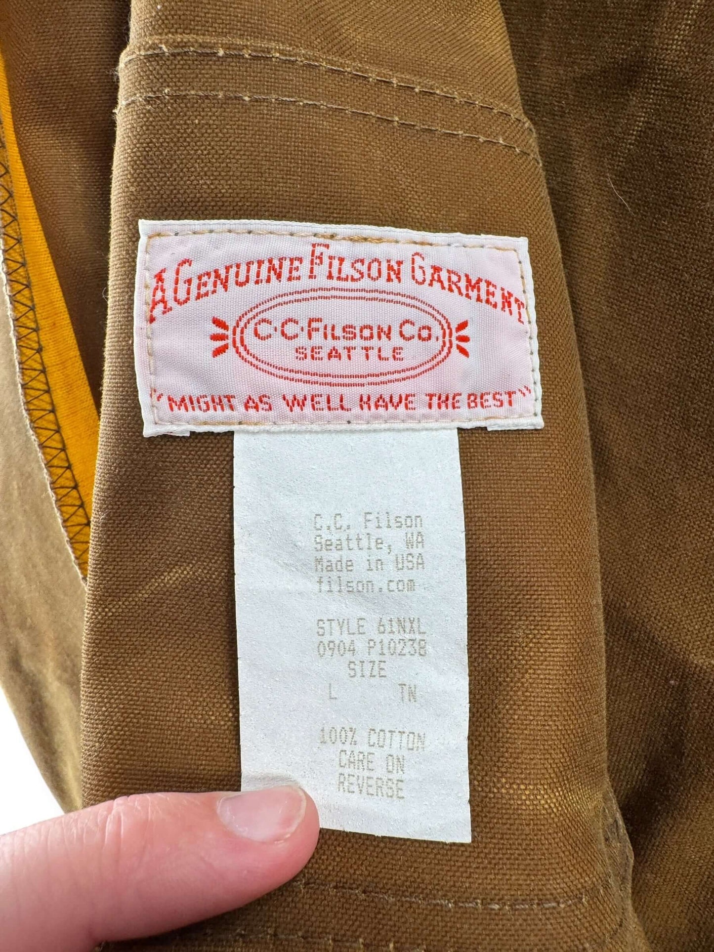 Label on Filson Tin Cloth Packer 61NXL SZ L