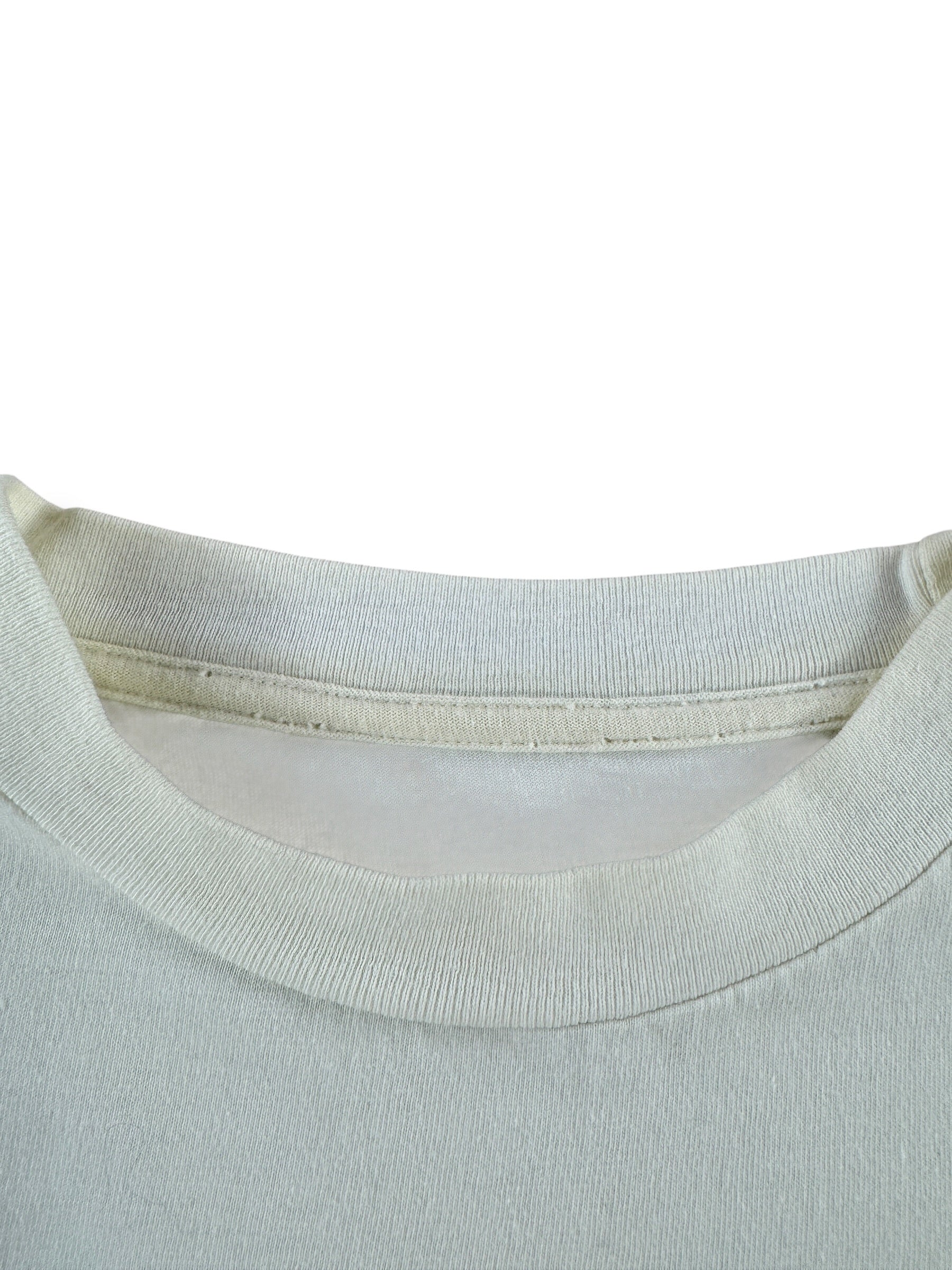 Missing Tag on Vintage Highlander Sword Tee SZ L