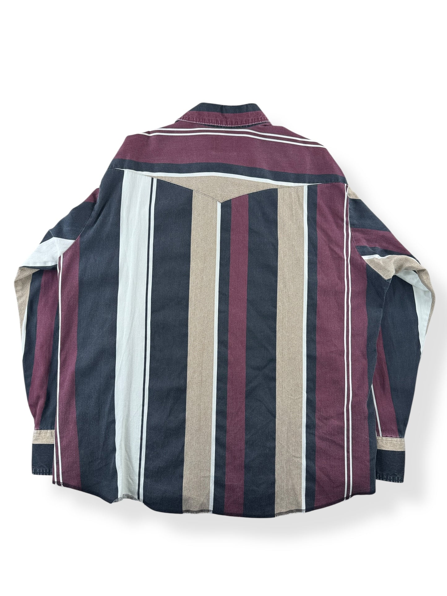 Back of Vintage Wrangler Brushpopper Pearl Snap SZ XXL