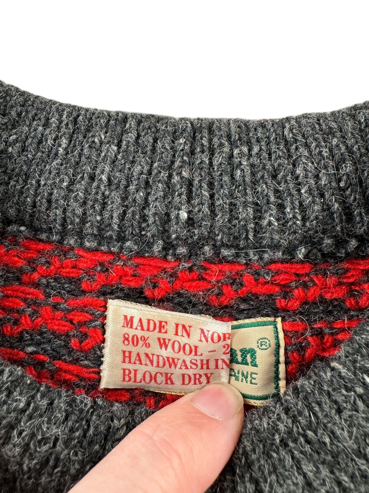 Tag on Vintage Ladies LL Bean Birdseye Sweater Red & Grey SZ M