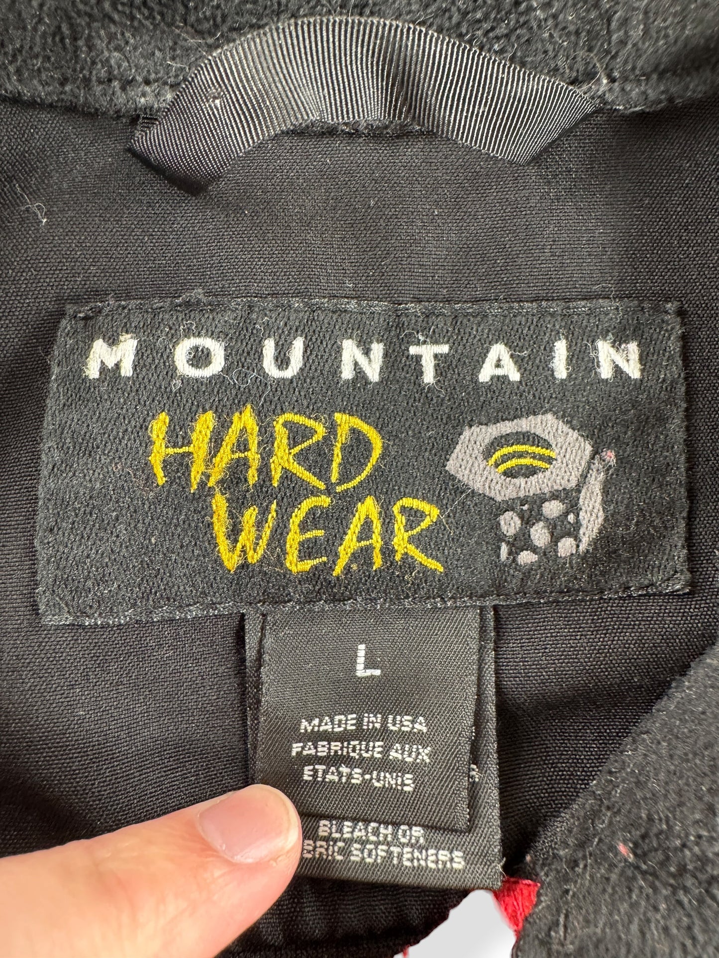 Label on Vintage Mountain Hardware Tech Fleece Jacket SZ L