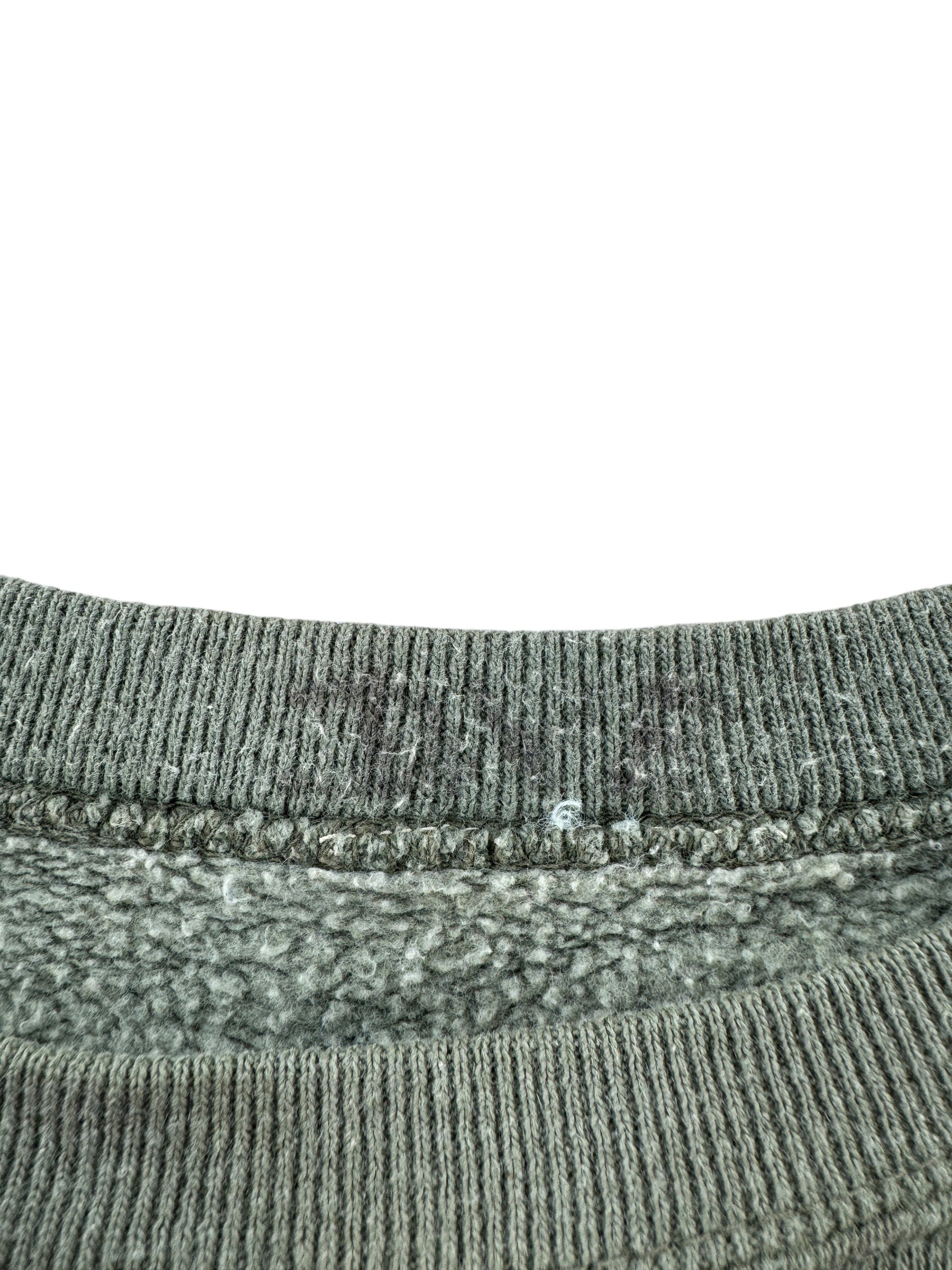 Tag on Vintage Eagle Lake Boys and Girls Camp Crewneck SZ M