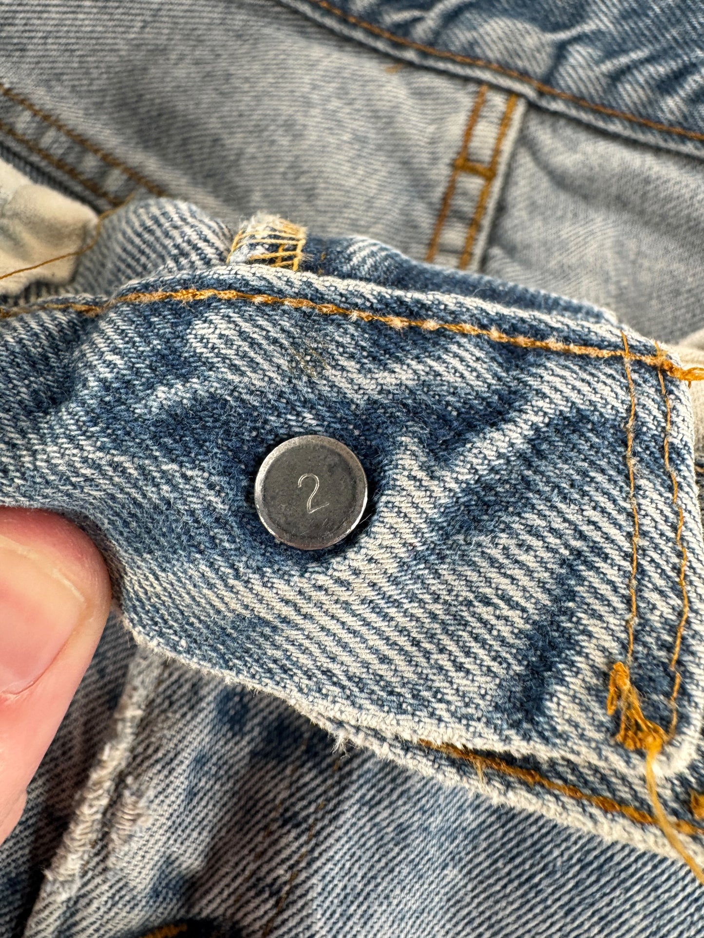 Factory Stamp on Vintage 70s Talon Zip Levis 517 Jeans W32