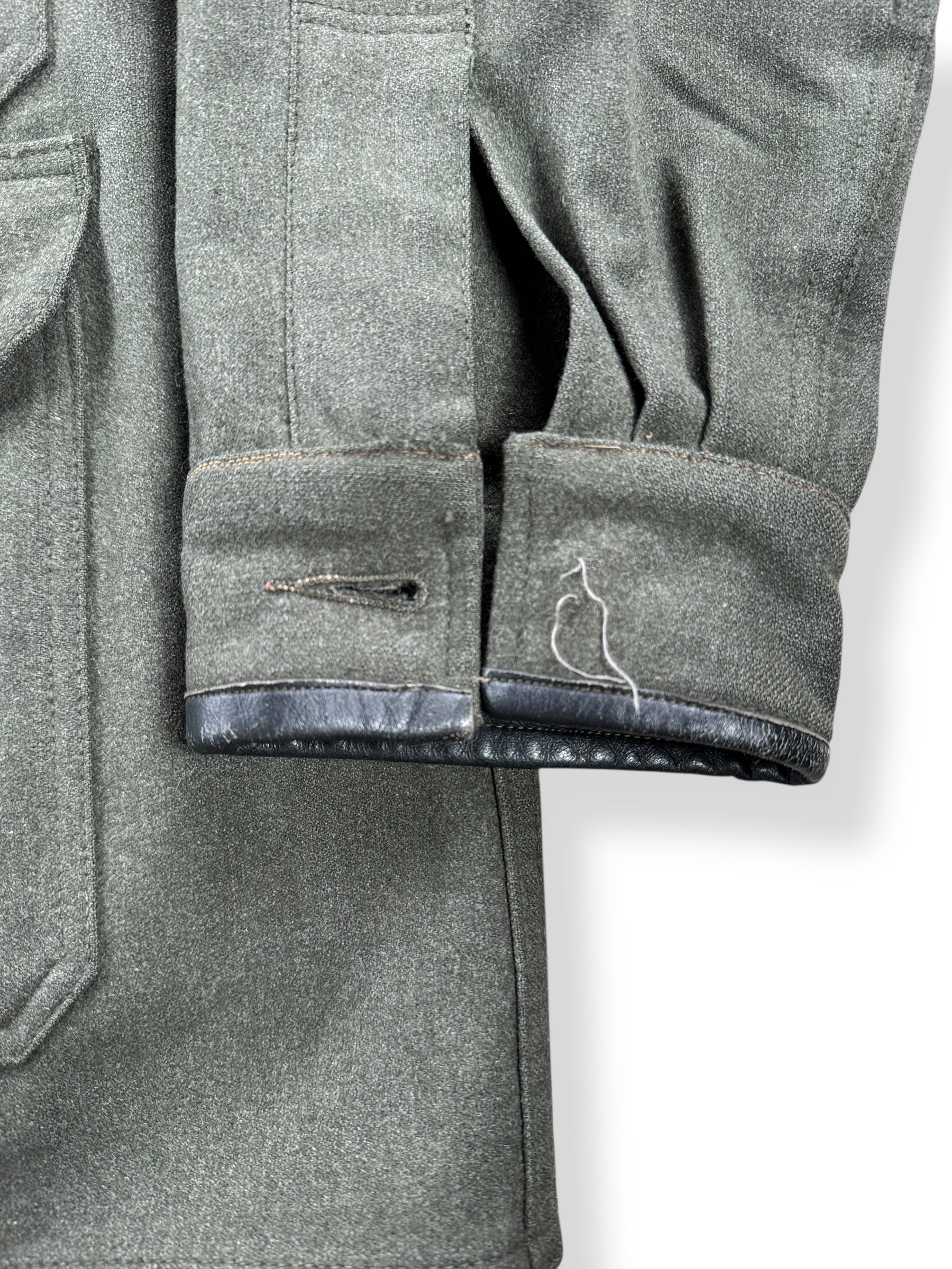 Missing Button on Vintage Filson Union Made Forestry Cloth Cruiser SZ 44