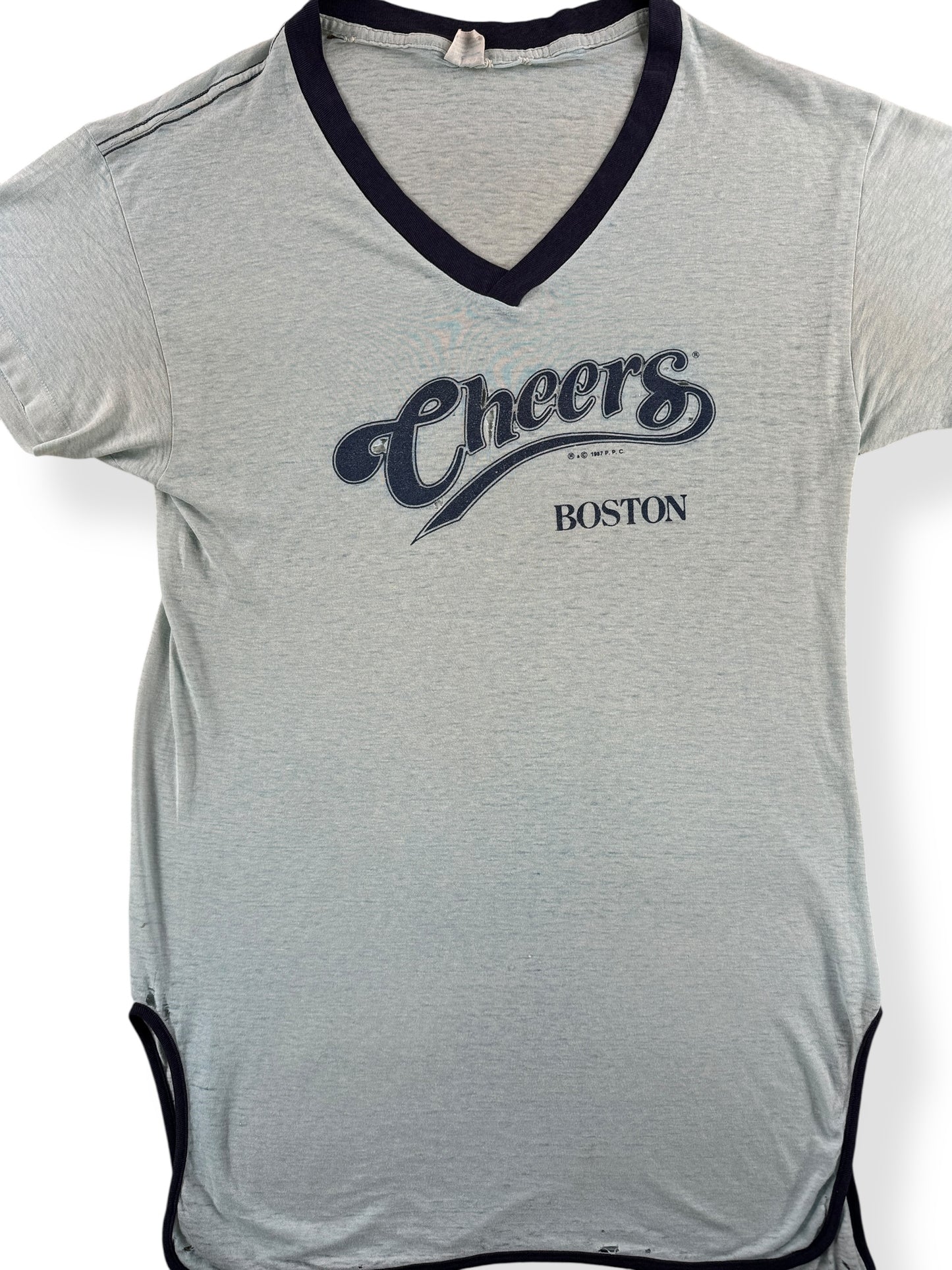Front Close Up of Vintage Cheers Boston V-Neck Tee SZ Very Long Large