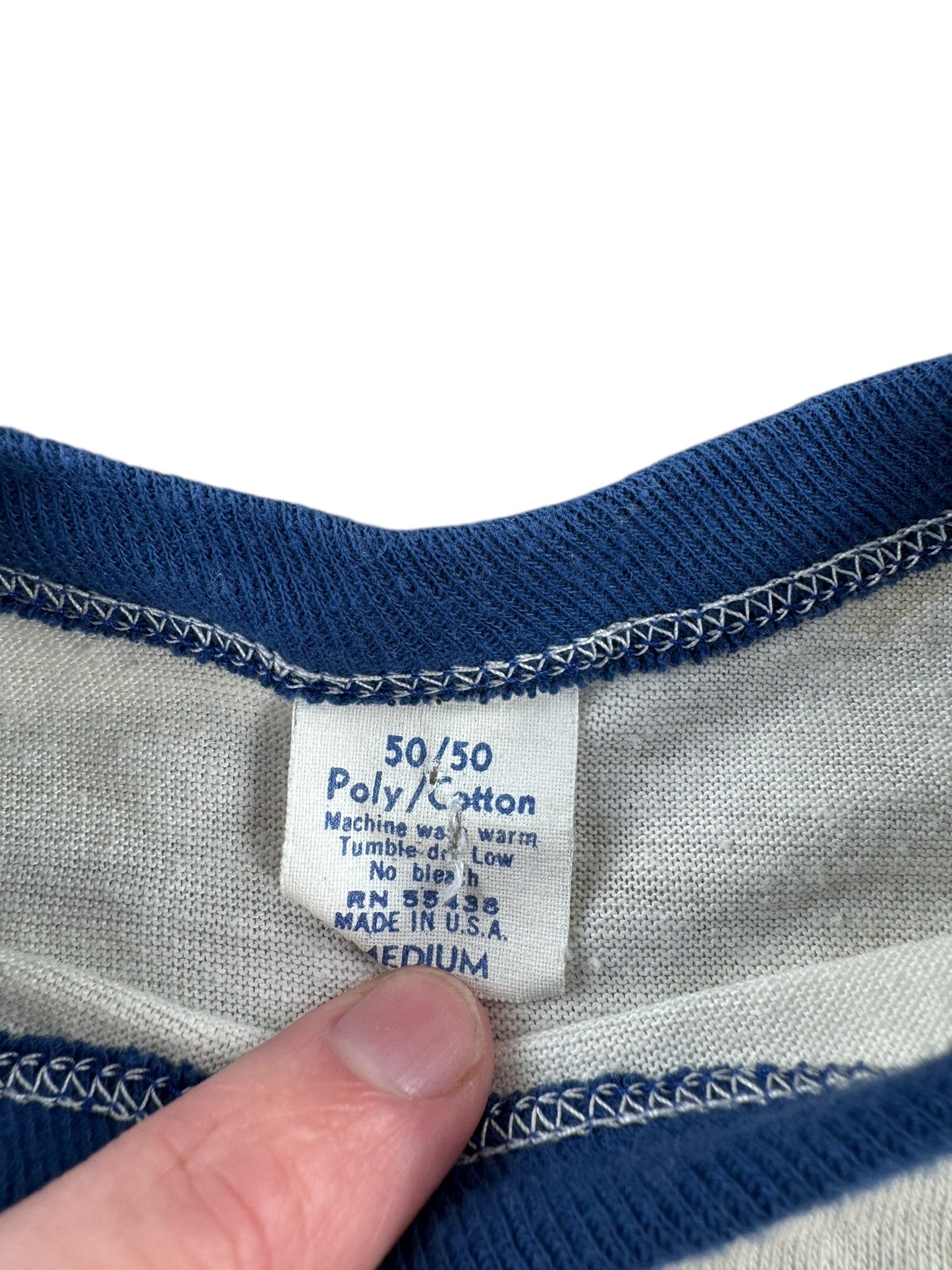 Tag on Vintage 1983 The Beach Boys Baseball Tee SZ M (Fits XS/S)