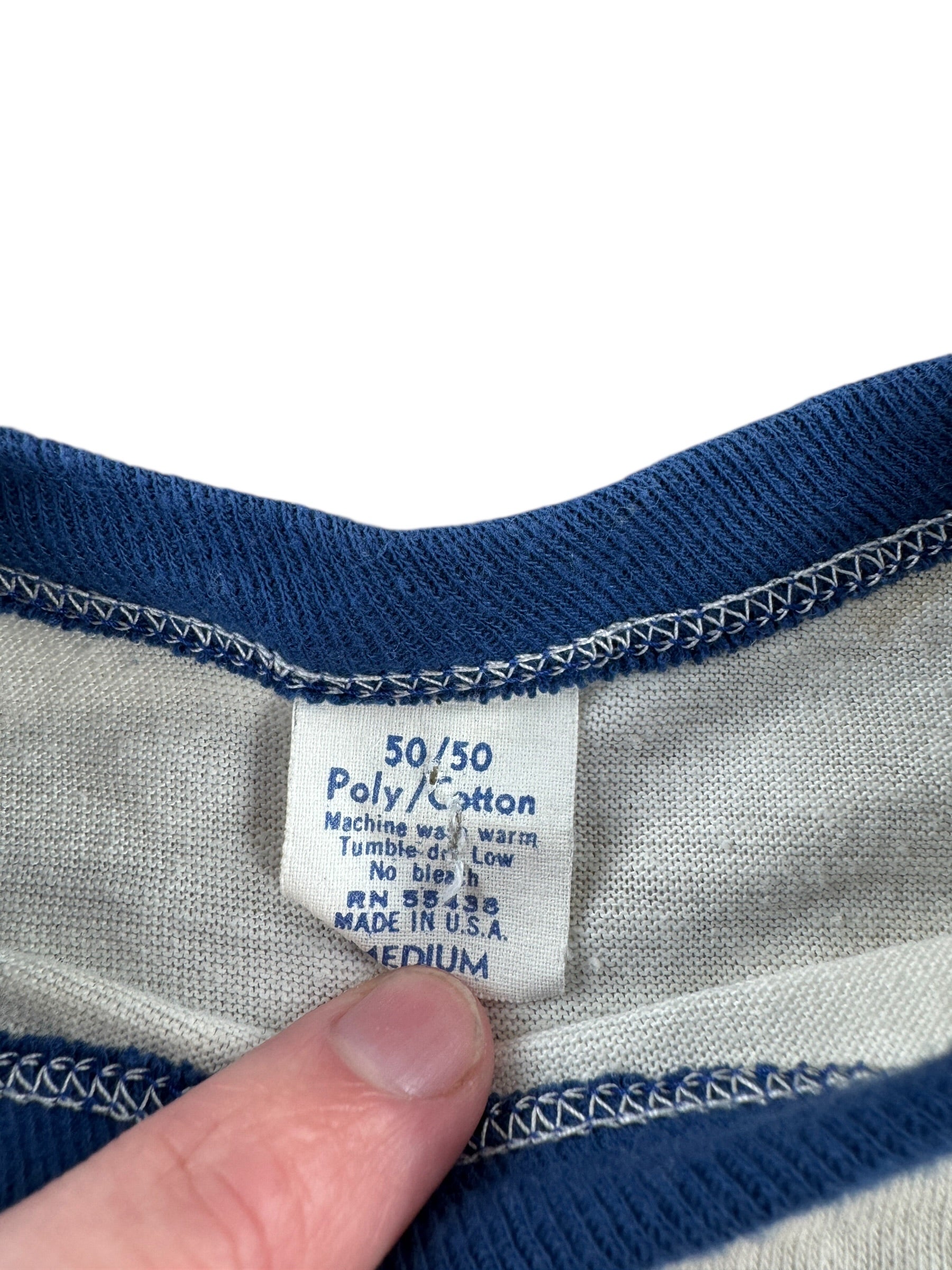 Tag on Vintage 1983 The Beach Boys Baseball Tee SZ M (Fits XS/S)