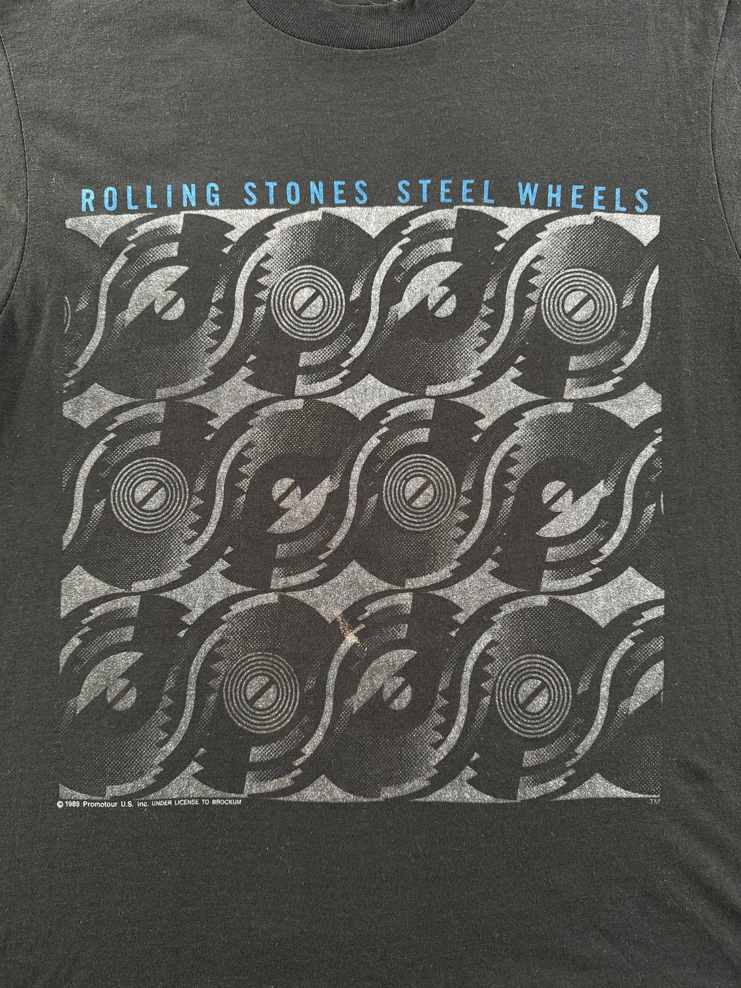 Graphic of Vintage Rolling Stones Steel Wheels Tee SZ L (Fits M)