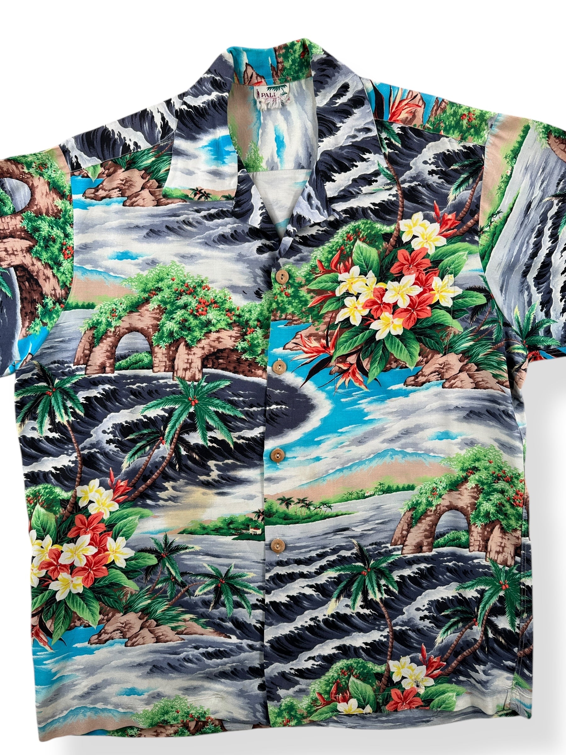 Front Close Up of Vintage Pali Rayon Aloha Shirt SZ M